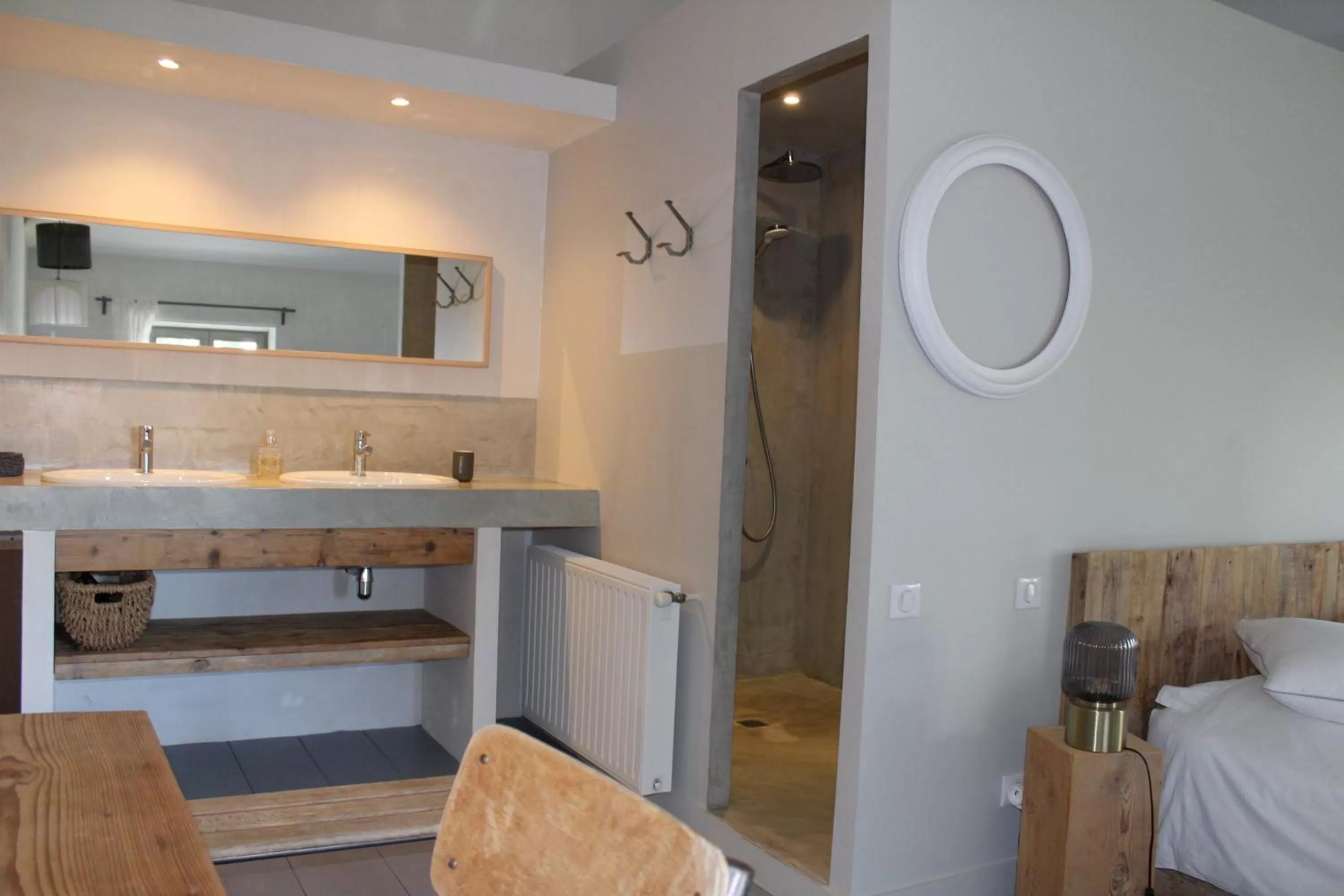 Shower in La Grande Maison