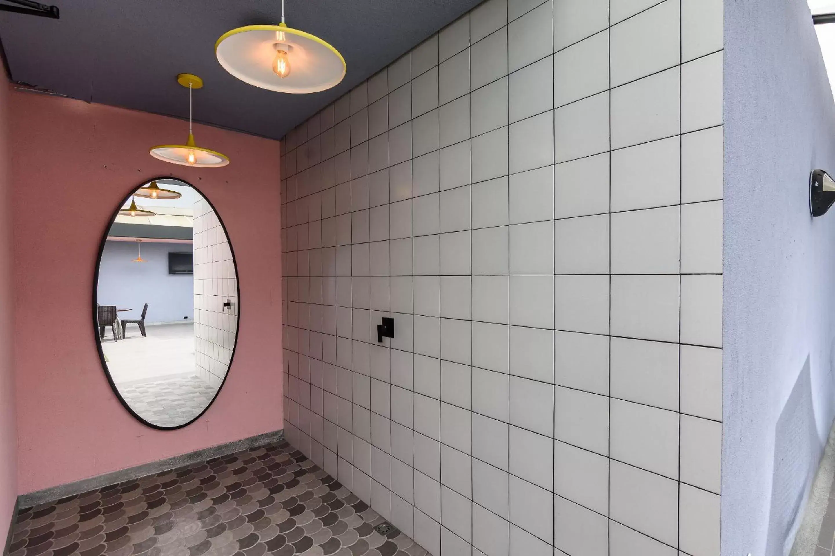 Solarium, Bathroom in Hotel Lincoln