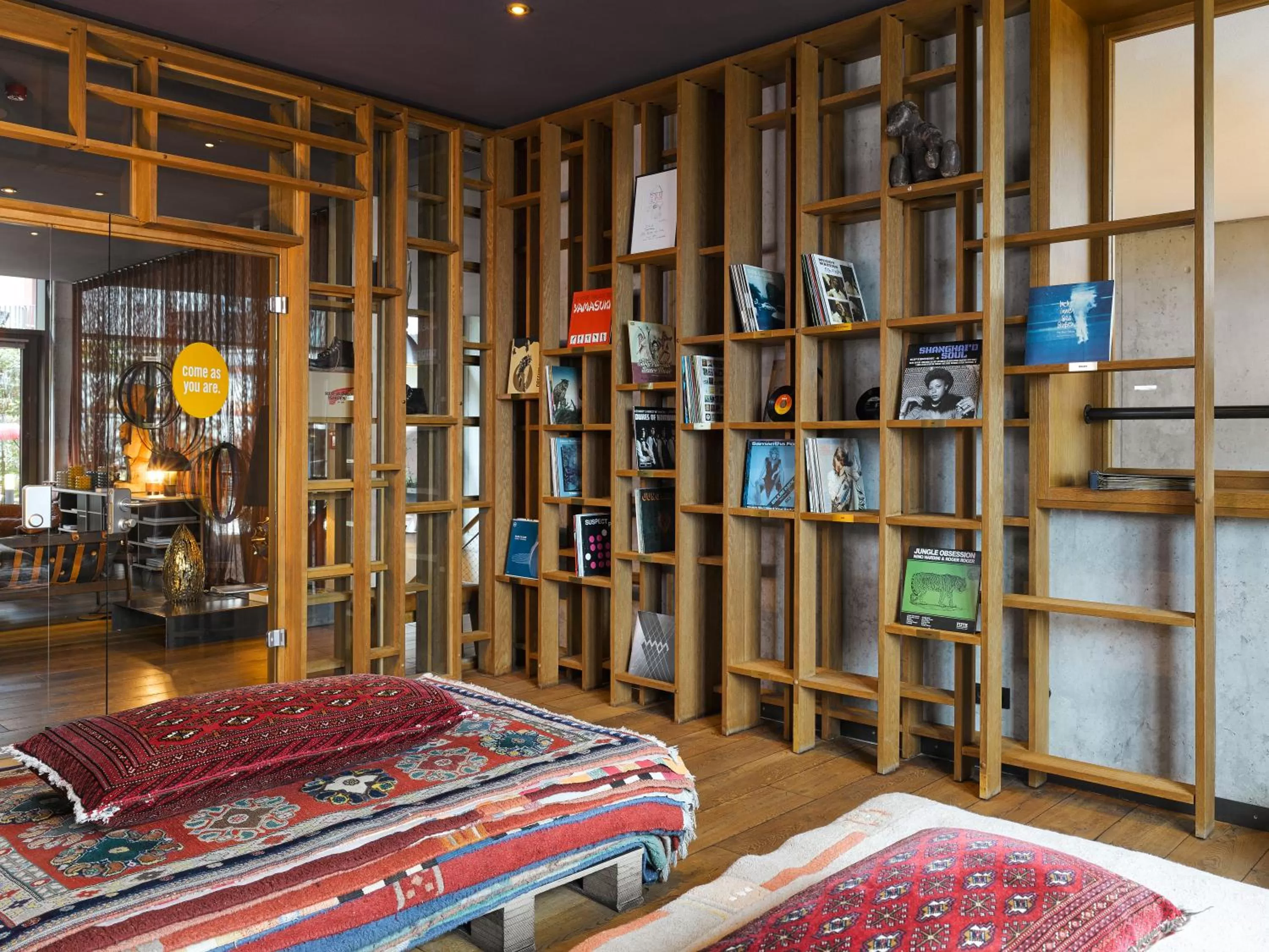 Meeting/conference room, Bed in 25hours Hotel Hamburg HafenCity