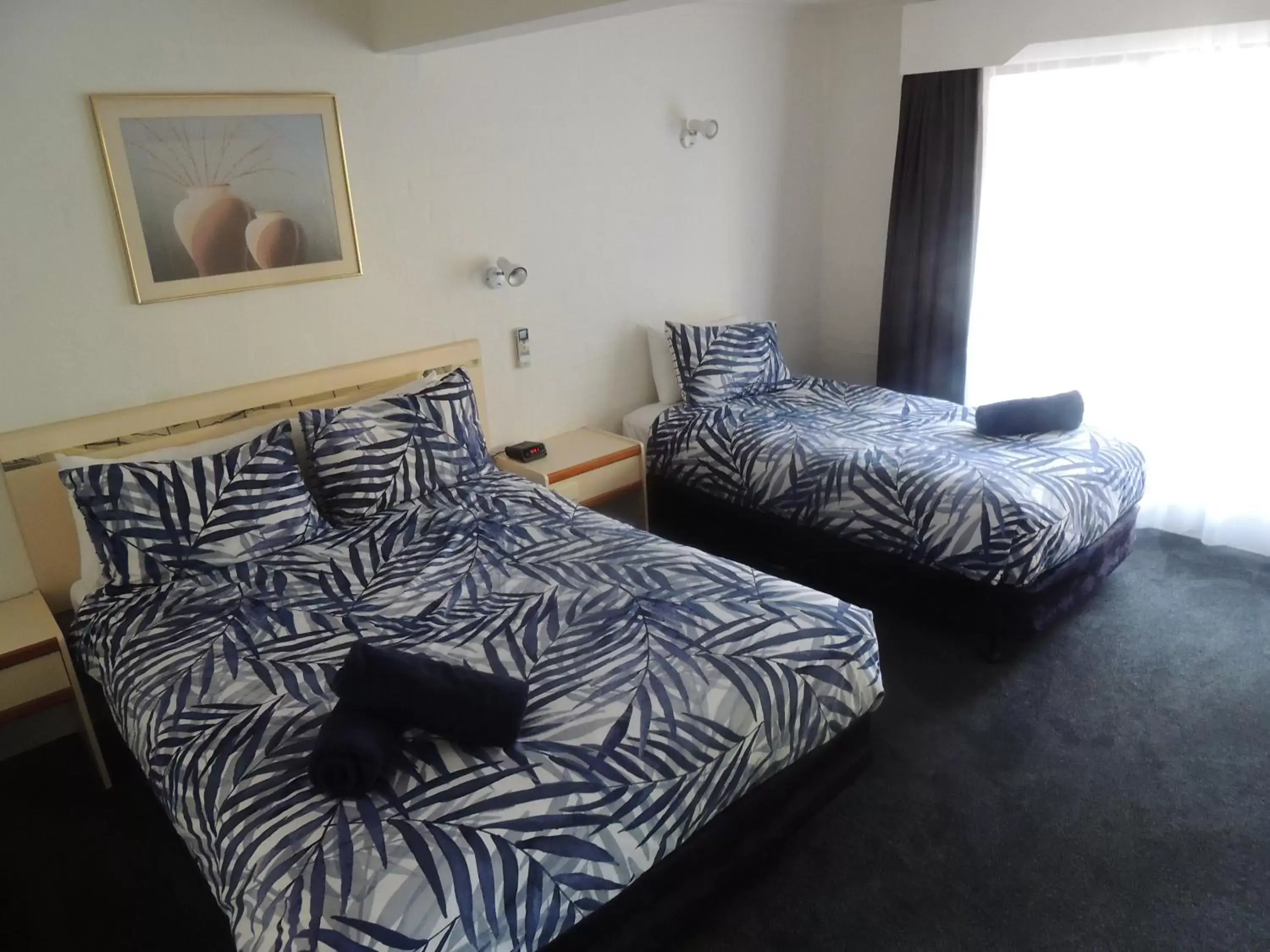 Bed in Argyle Terrace Motor Inn