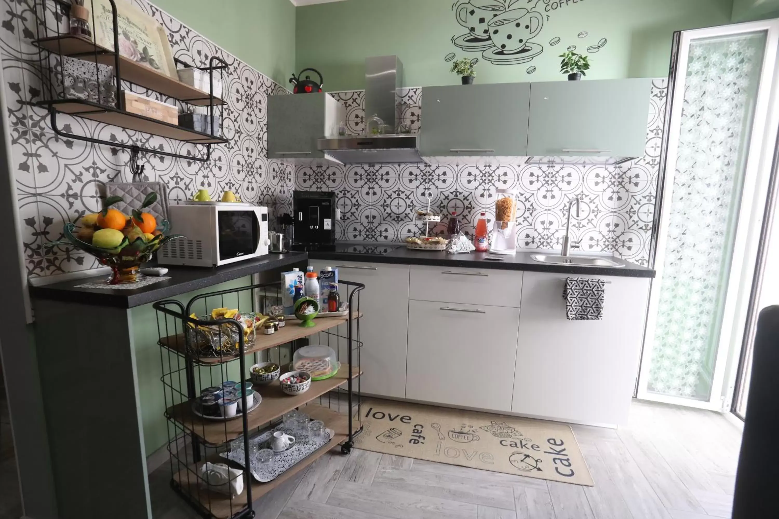 Dining area, Kitchen/Kitchenette in La casa di Luce