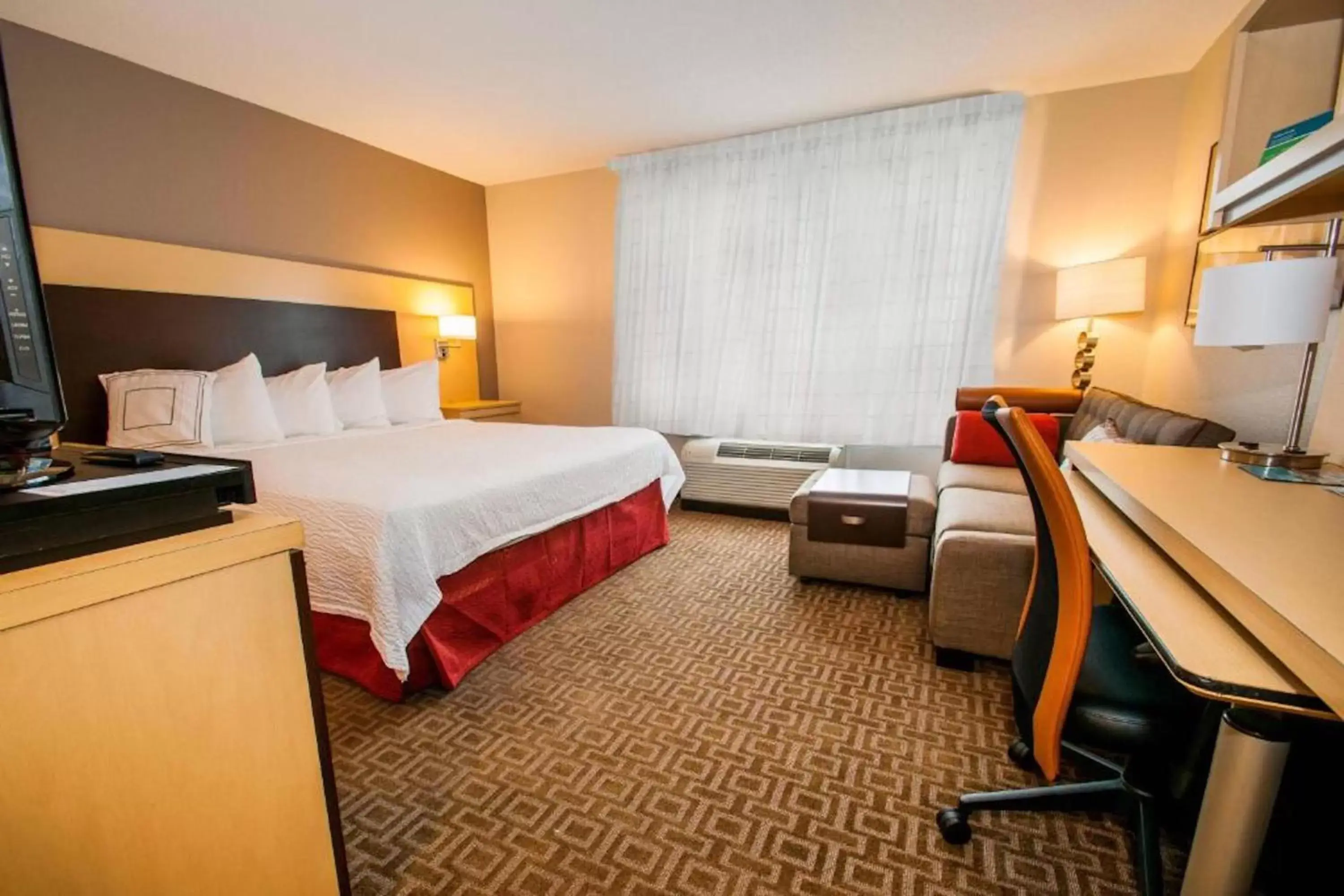 Bedroom, Bed in TownePlace Suites by Marriott Scranton Wilkes-Barre