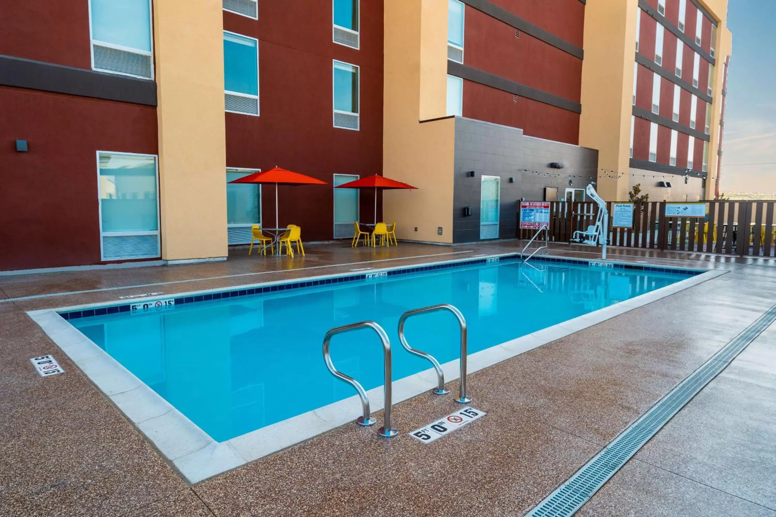 Pool view, Swimming Pool in Home2 Suites Bakersfield