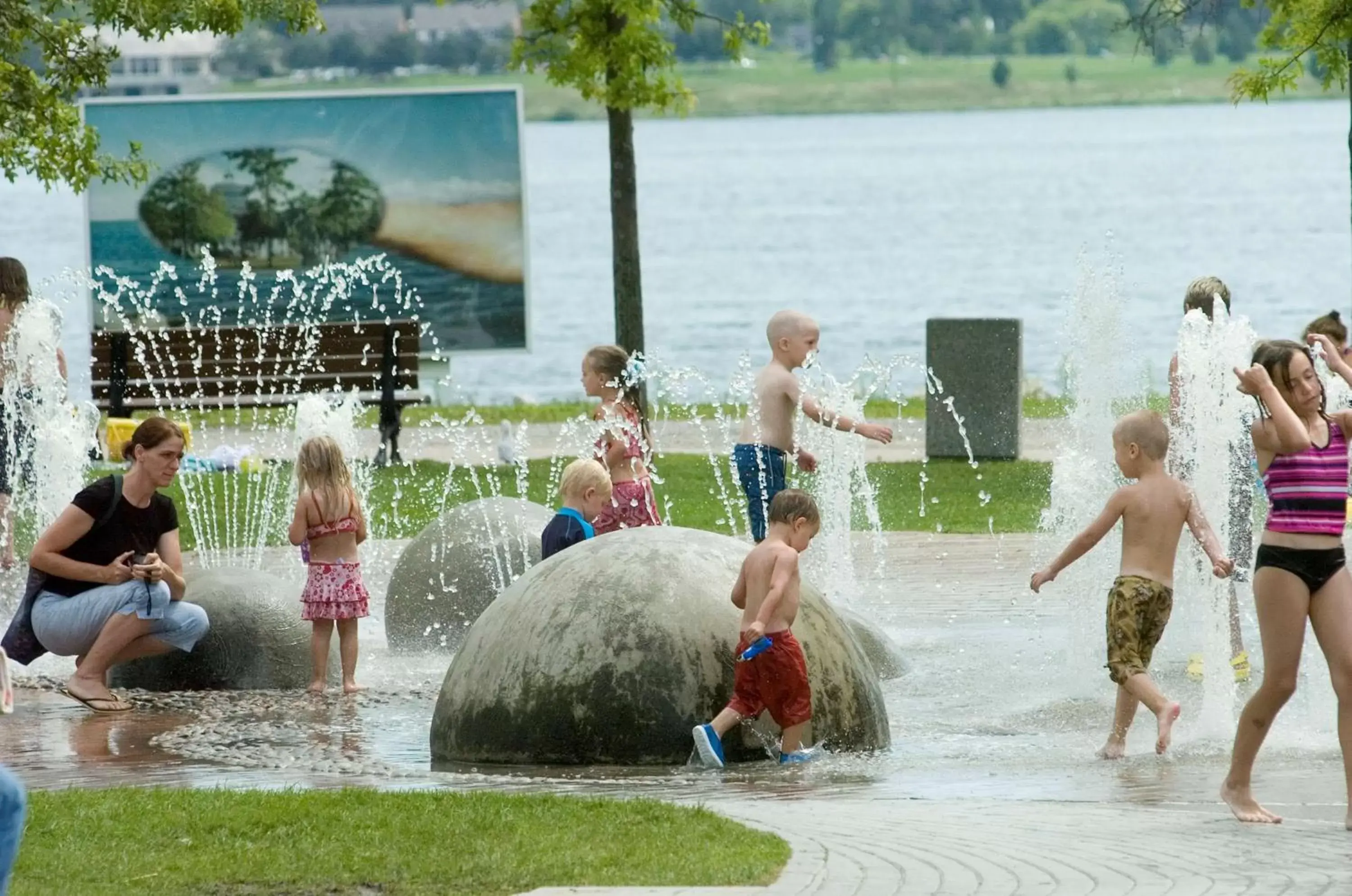 Property building, Swimming Pool in Hampton Inn & Suites by Hilton Barrie