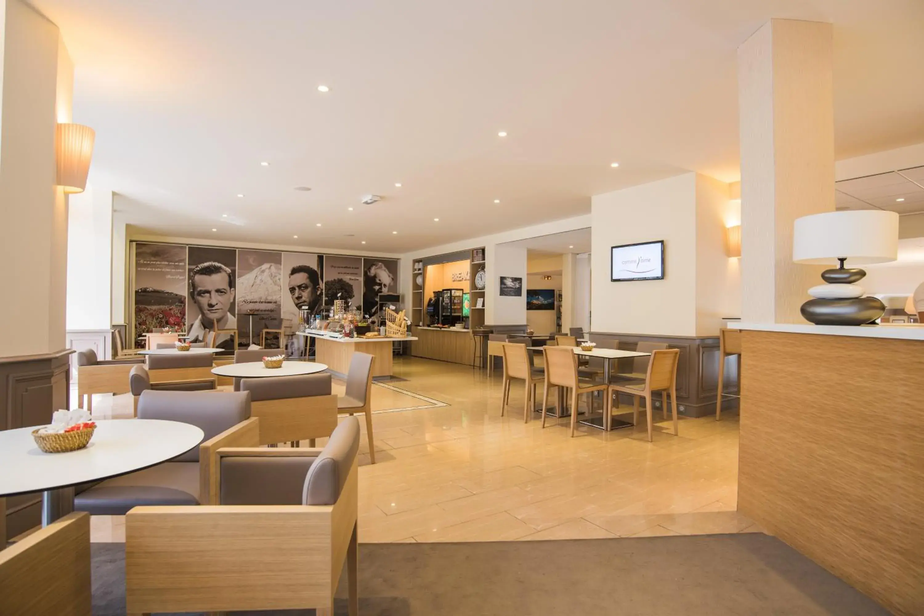 Buffet breakfast, Restaurant/Places to Eat in Best Western Sevan Parc Hotel