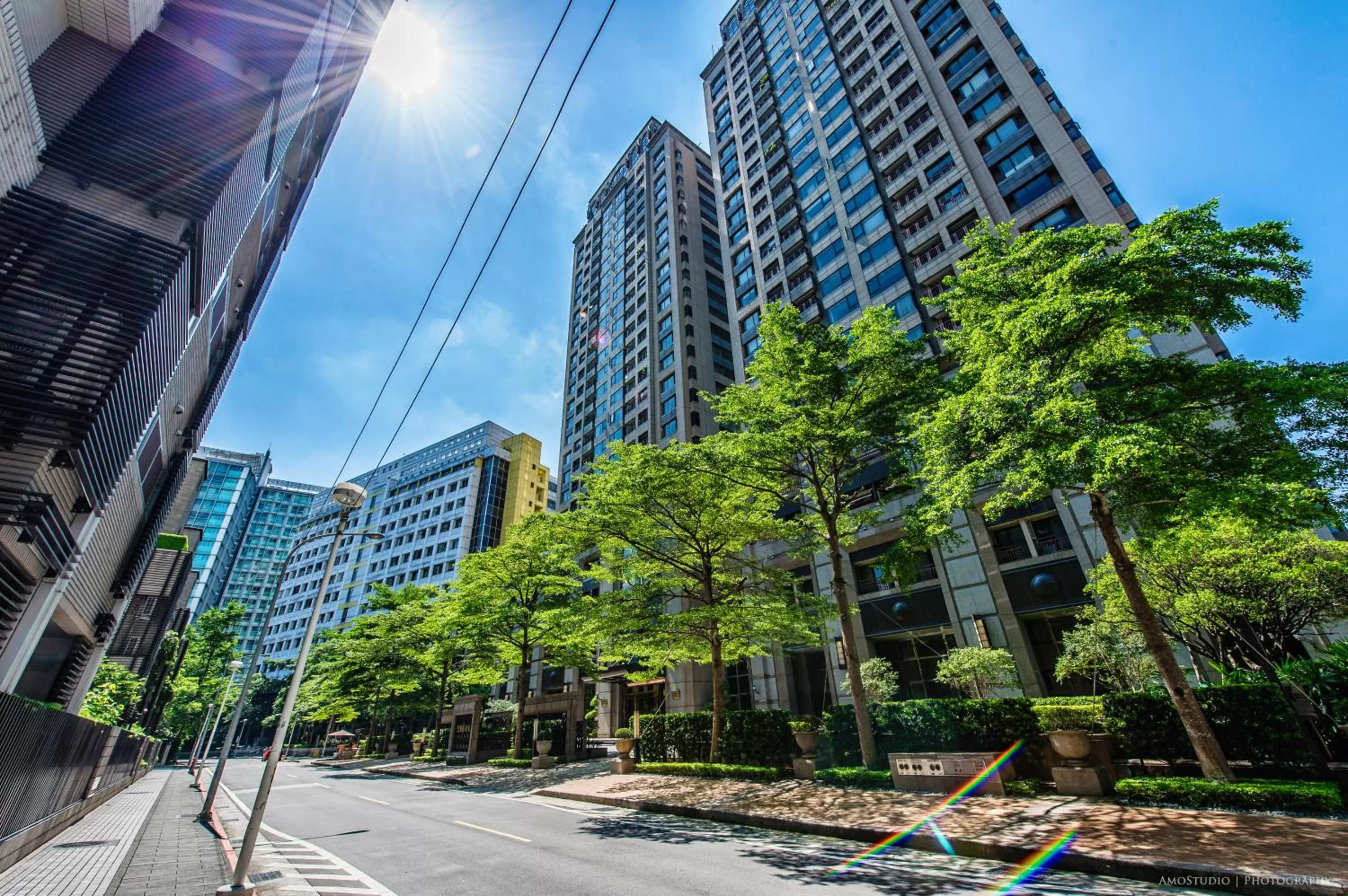 Facade/entrance in Place‧X Hotel