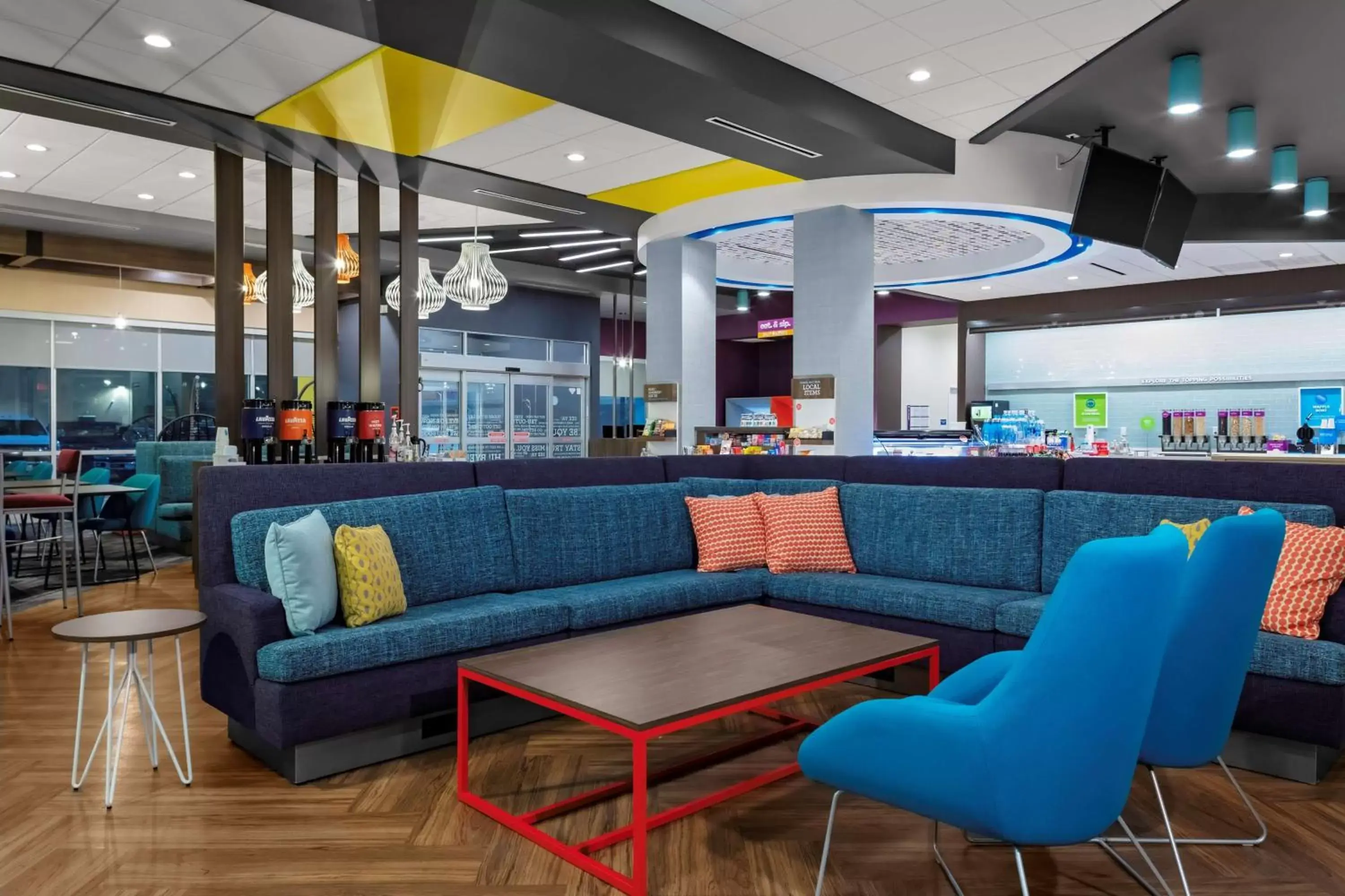 Lobby or reception, Lounge/Bar in Tru By Hilton Cypress Houston TX