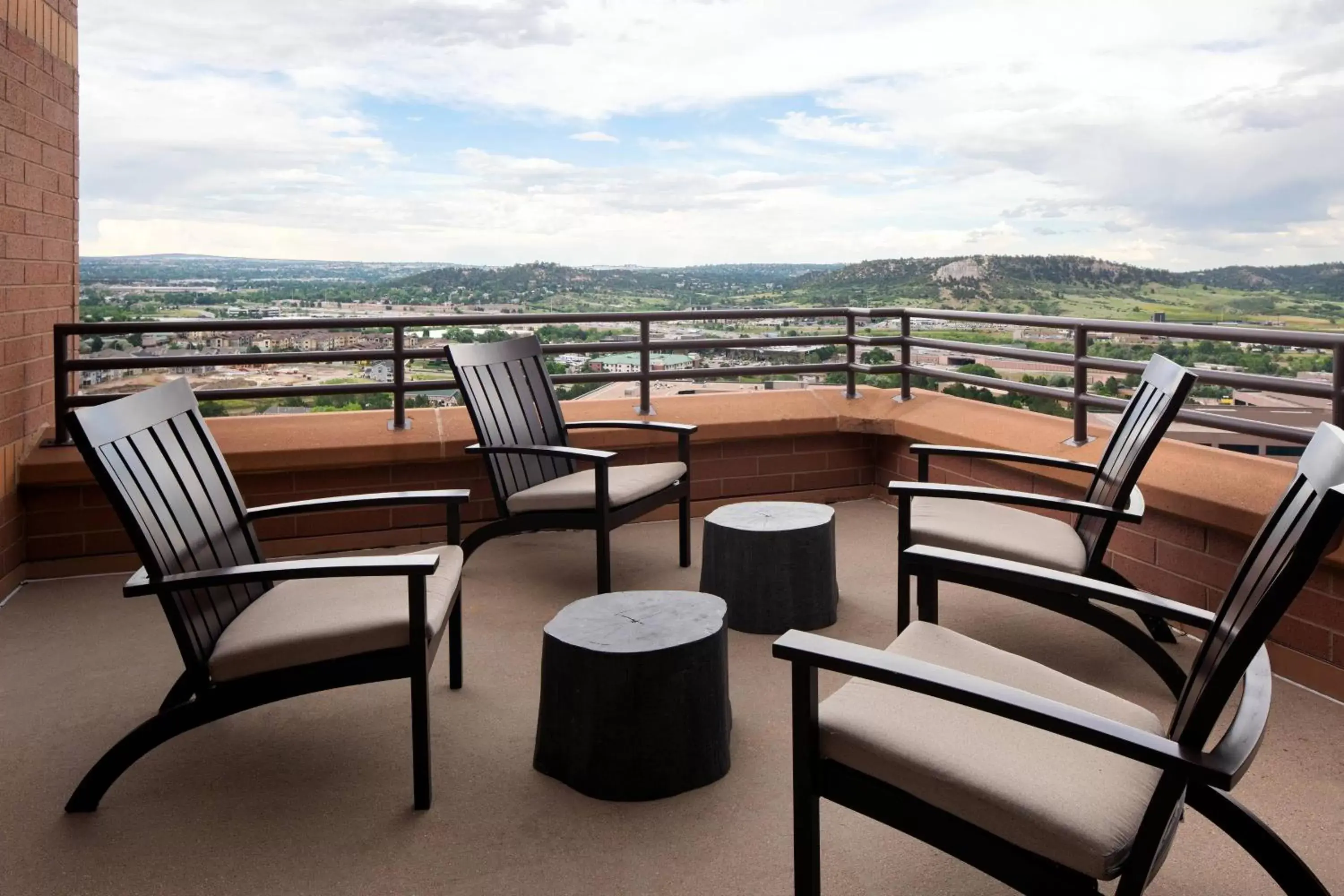 Photo of the whole room, Balcony/Terrace in Colorado Springs Marriott