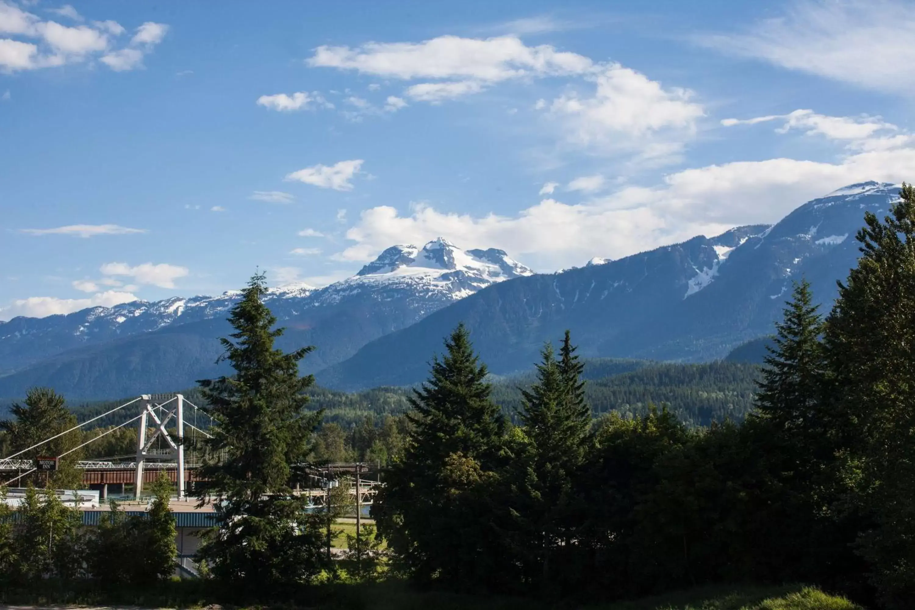 Photo of the whole room, Mountain View in Best Western Plus Revelstoke