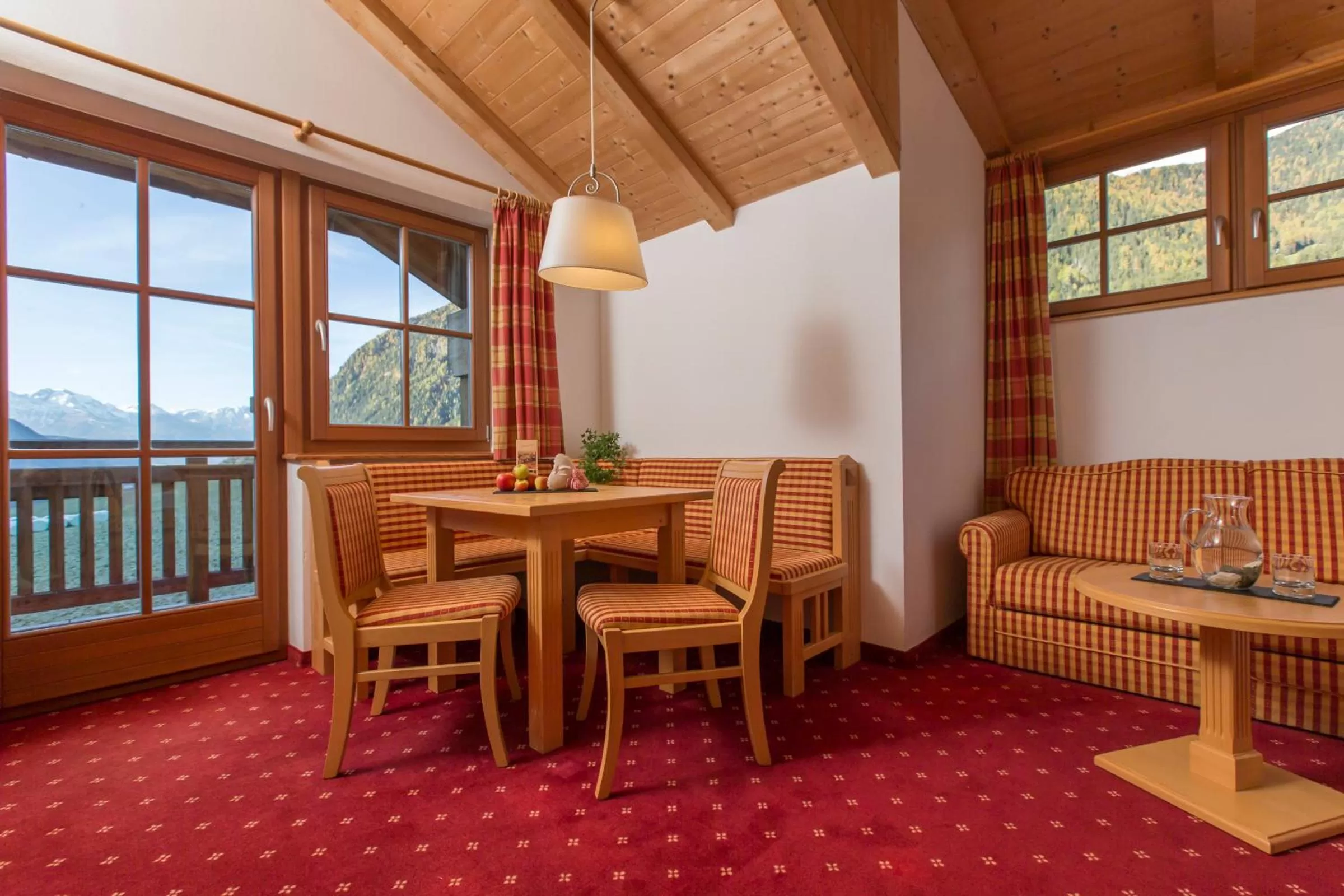 Seating area in Berghotel Johanneshof