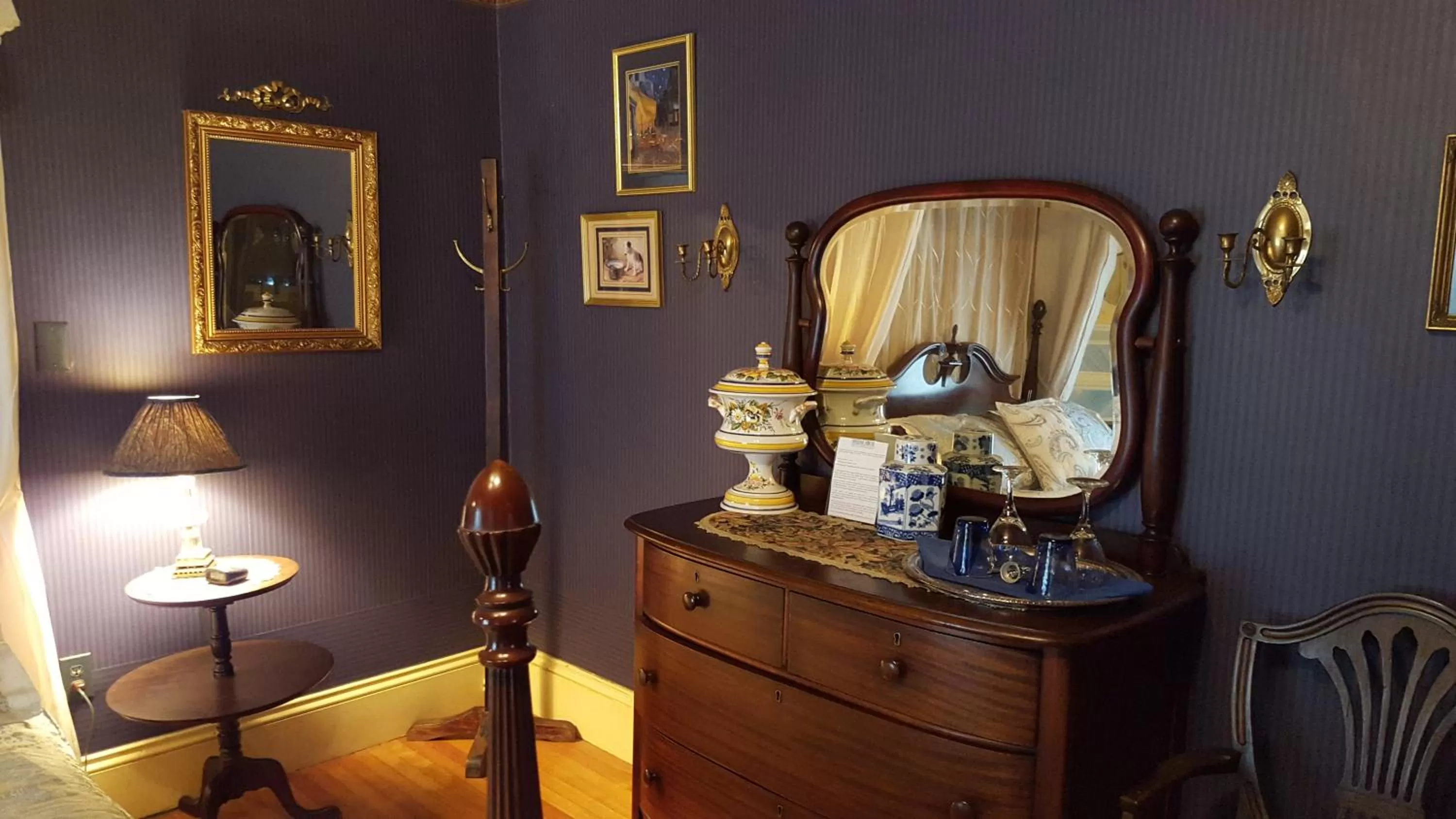 Bedroom in Holidae House Bed & Breakfast