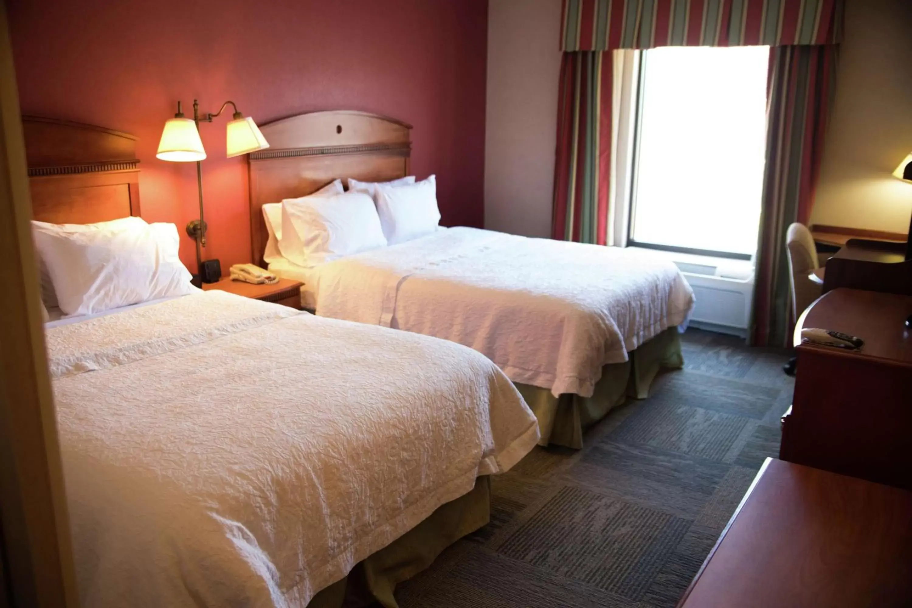 Bedroom, Bed in Hampton Inn Mountain Home Bedroom, Bed in Hampton Inn Mountain Home