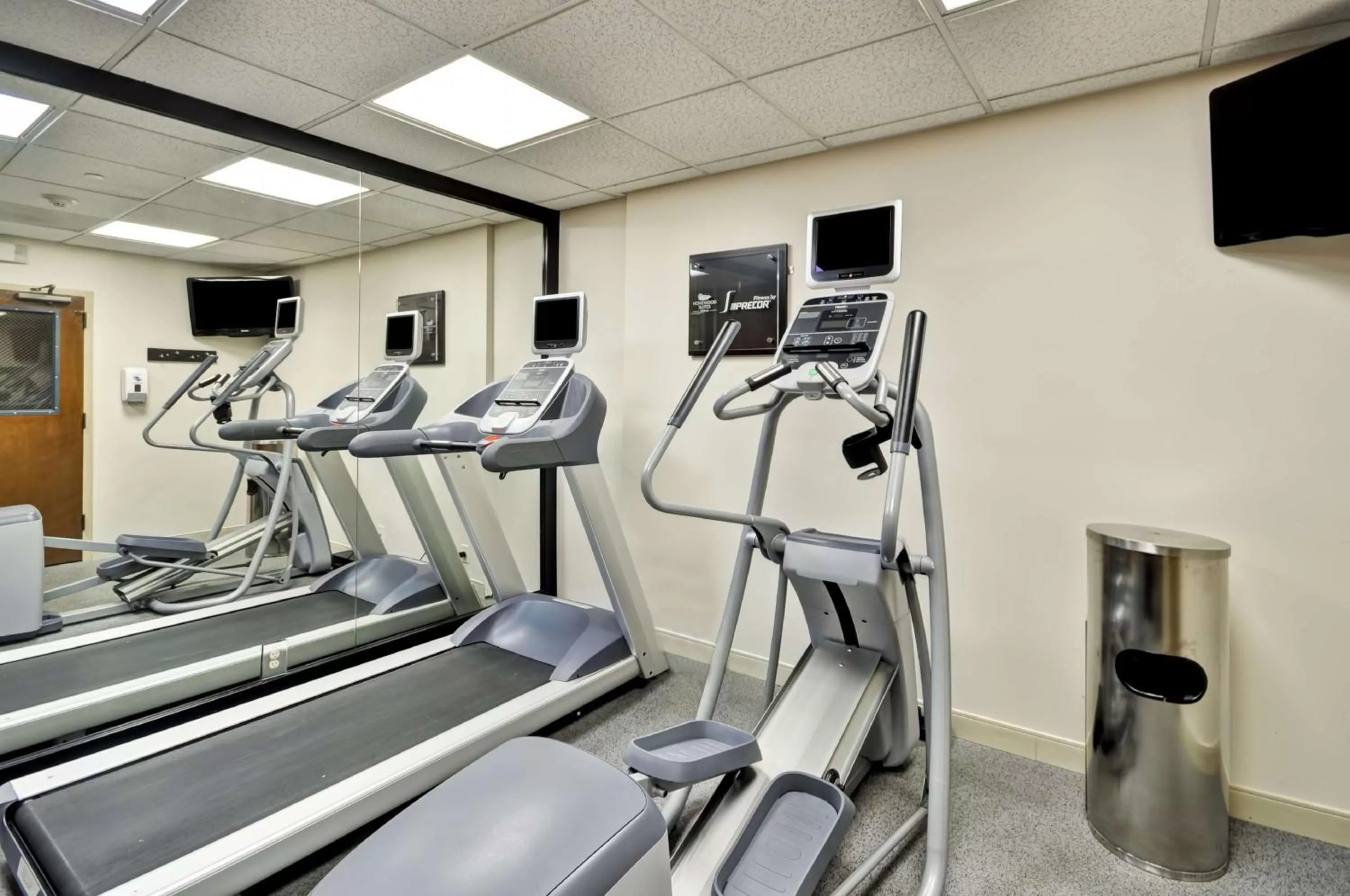 Fitness centre/facilities in Homewood Suites Memphis Germantown
