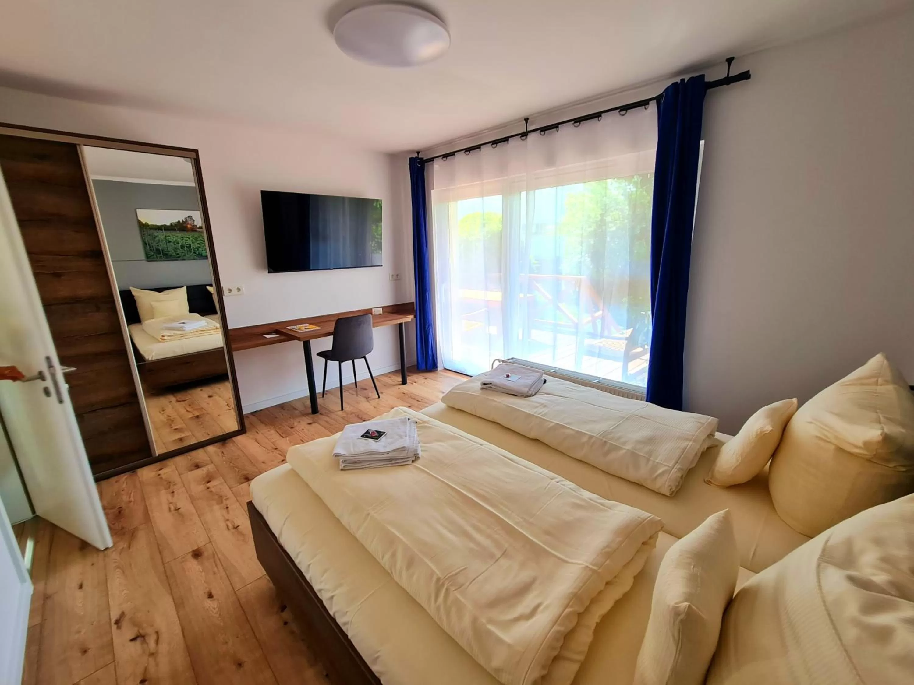 Bedroom, Bed in Flair Hotel Reuner