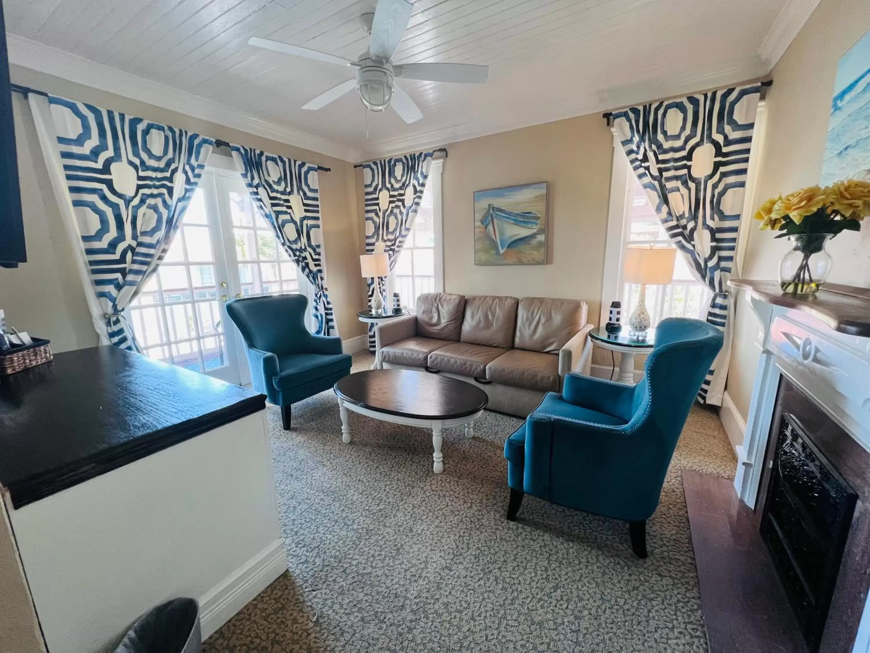 Seating Area in The Riverview Hotel - New Smyrna Beach