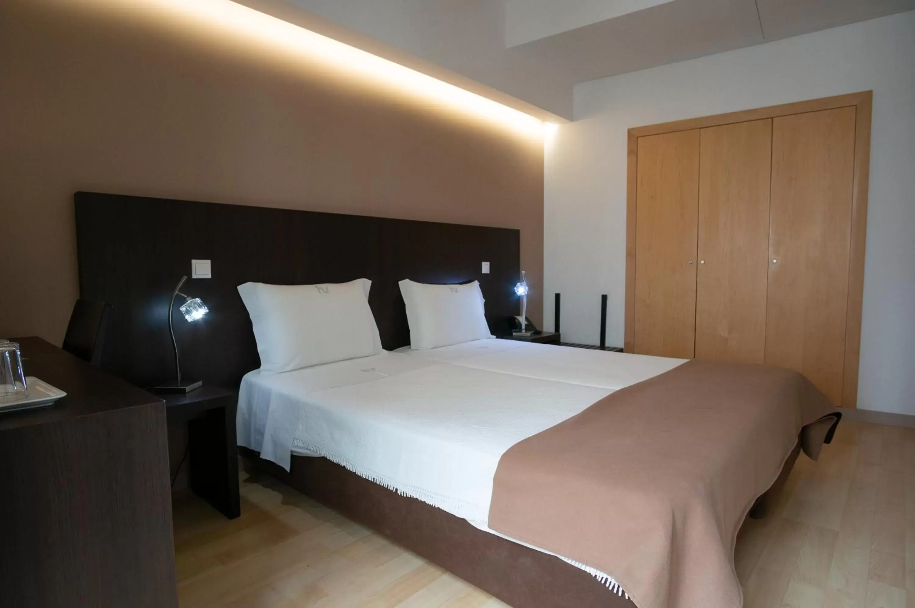 Bedroom, Bed in Hotel Vitória