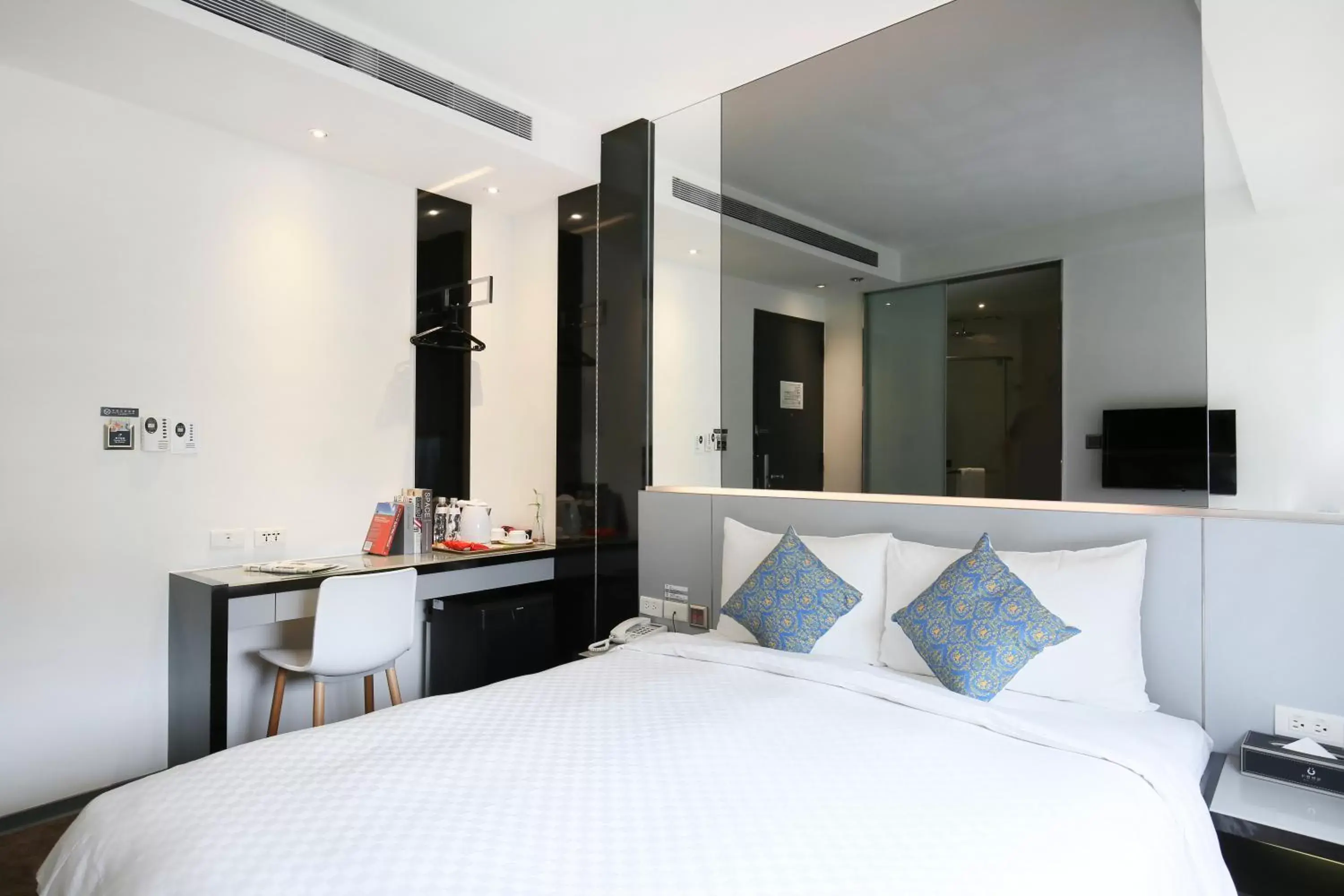 Bedroom in CityInn Hotel Plus - Taichung Station Branch