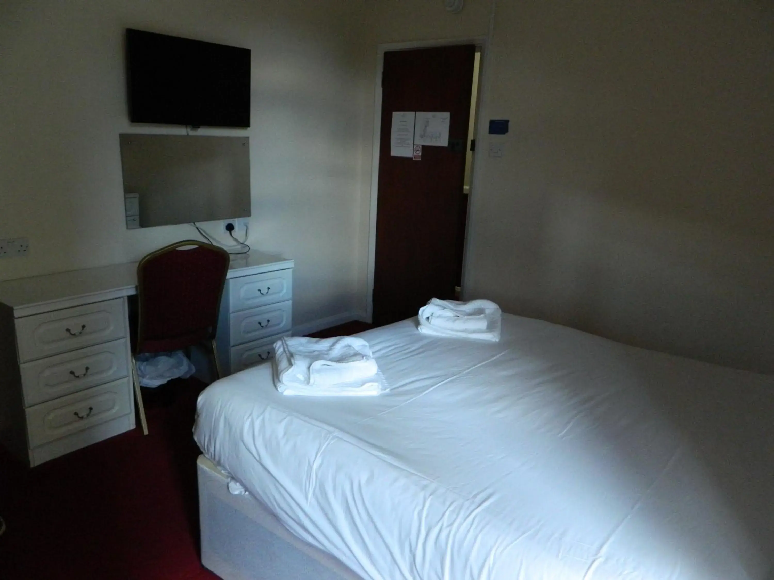 Bed in Afton Hotel