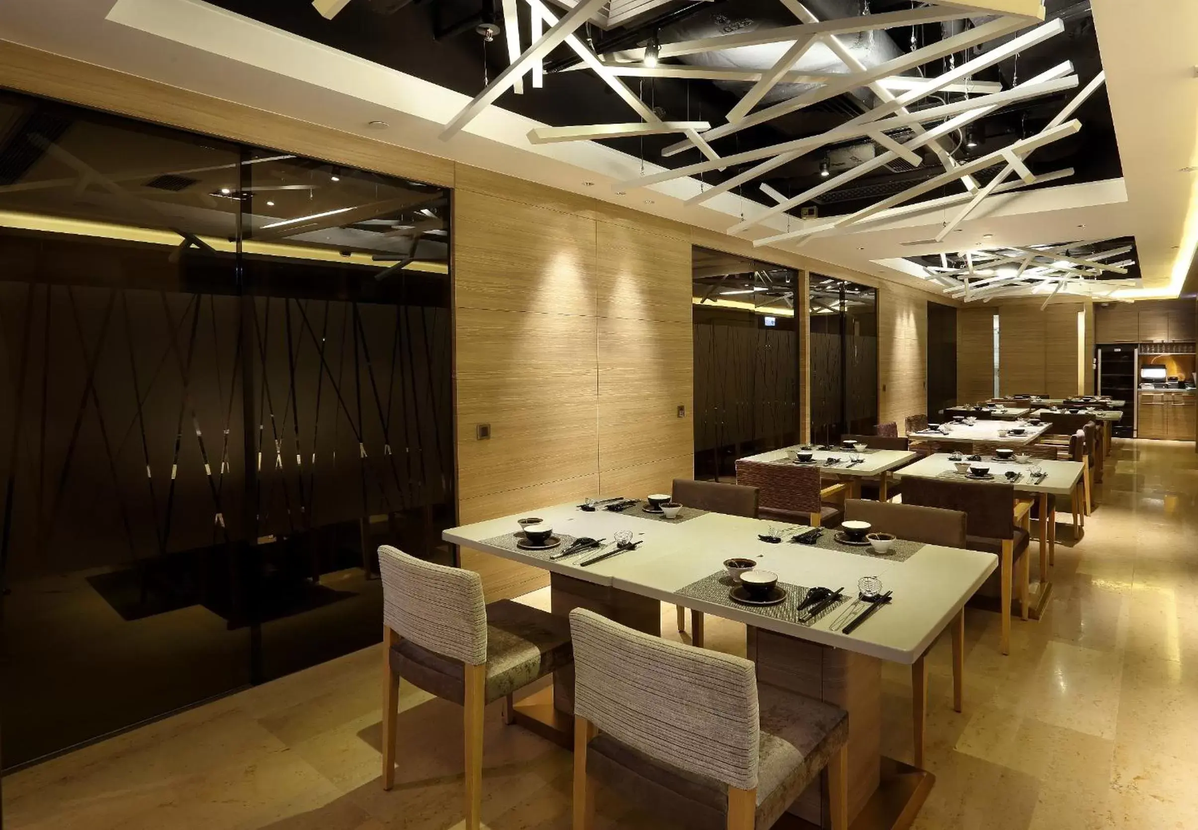 Restaurant/Places to Eat in Lodgewood by Nina Hospitality Mong kok