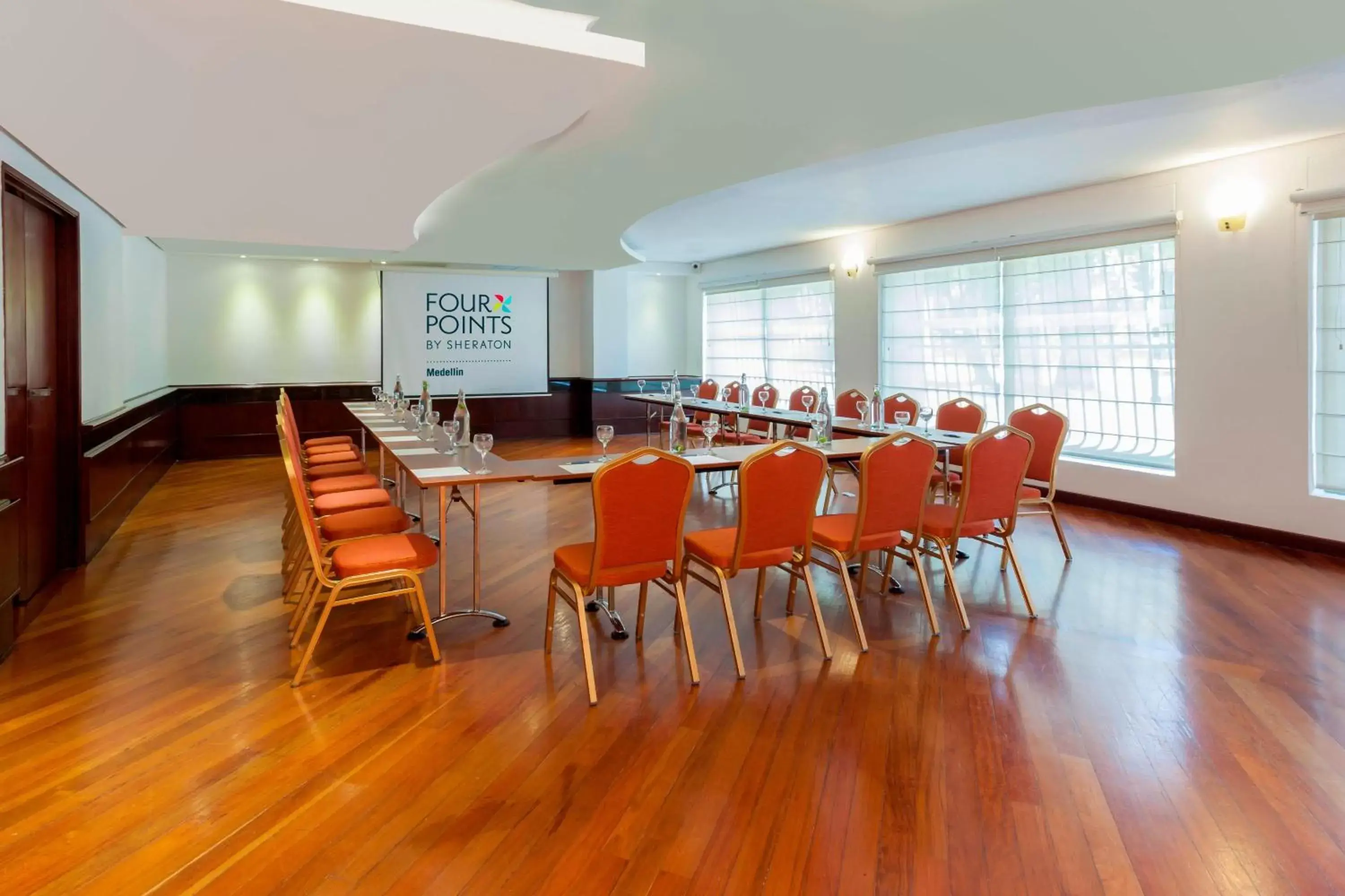 Meeting/conference room in Four Points by Sheraton Medellín