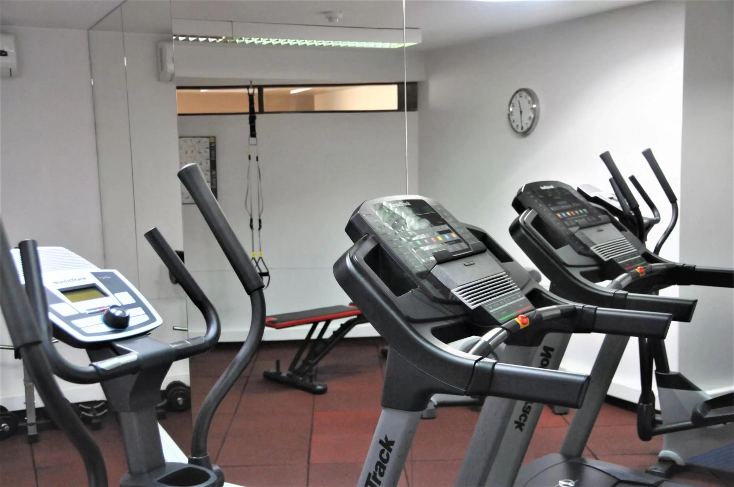 Fitness centre/facilities in Hotel Dom Henrique - Downtown