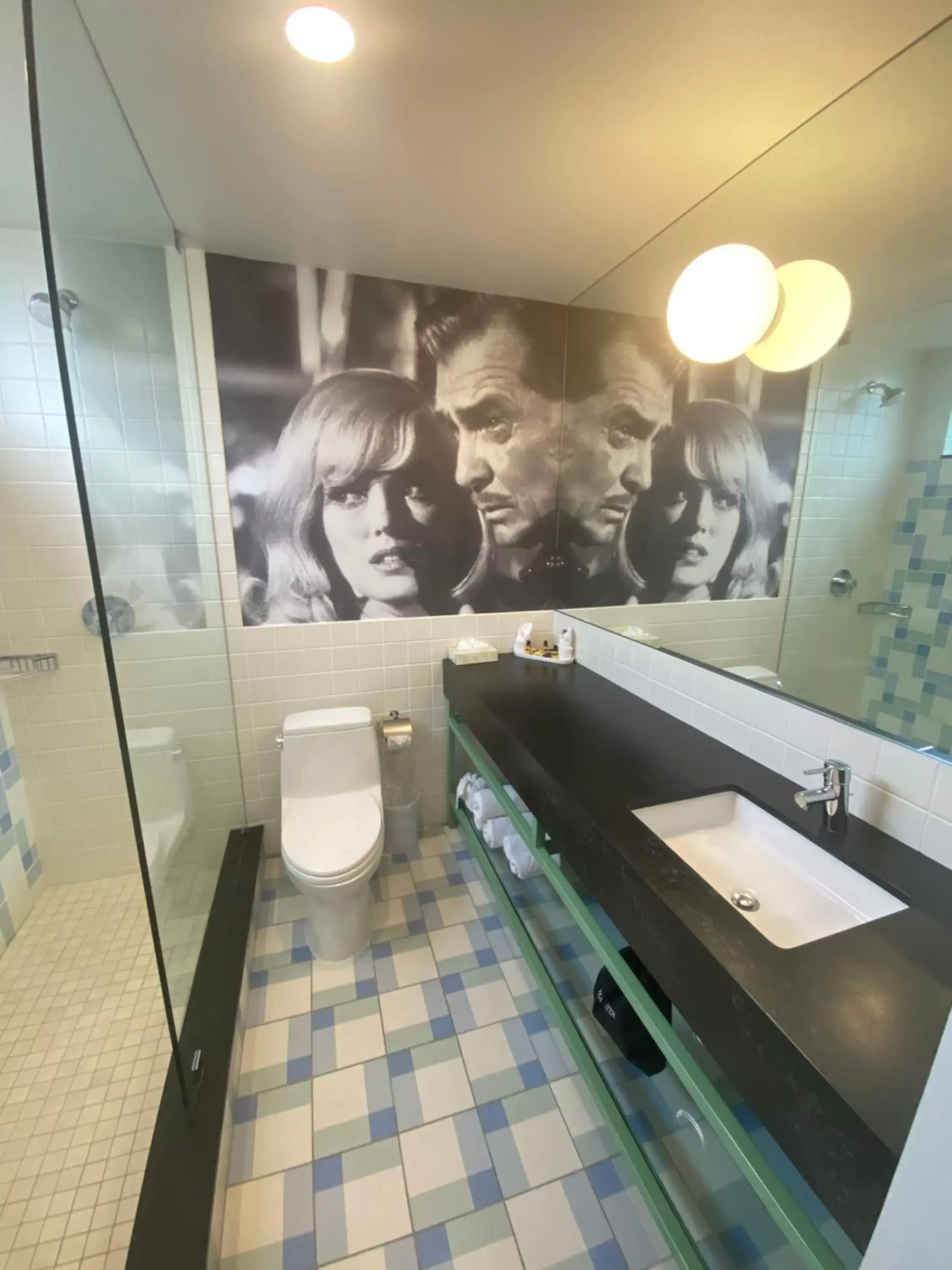 Shower, Bathroom in The Adler a Hollywood Hotel