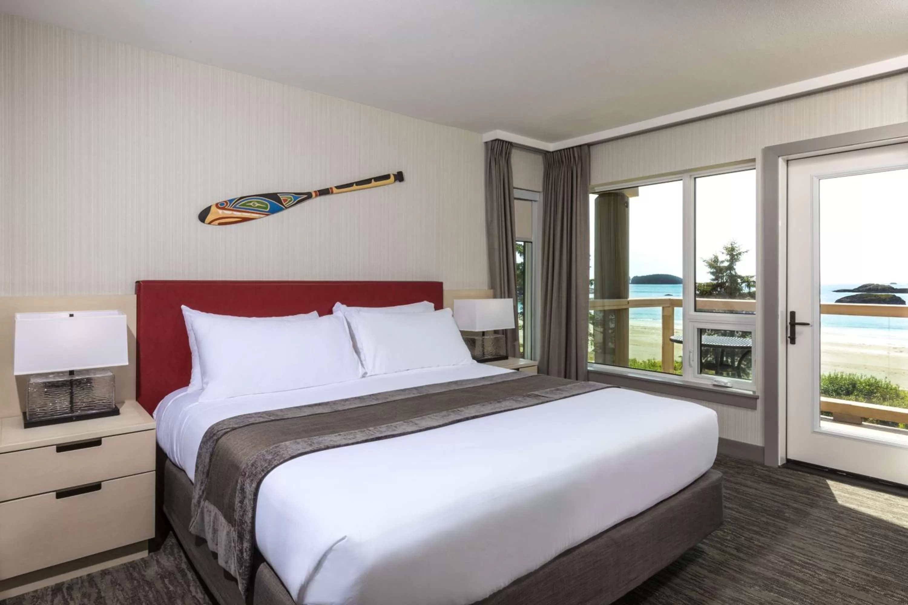 Photo of the whole room, Bed in Best Western Plus Tin Wis Resort