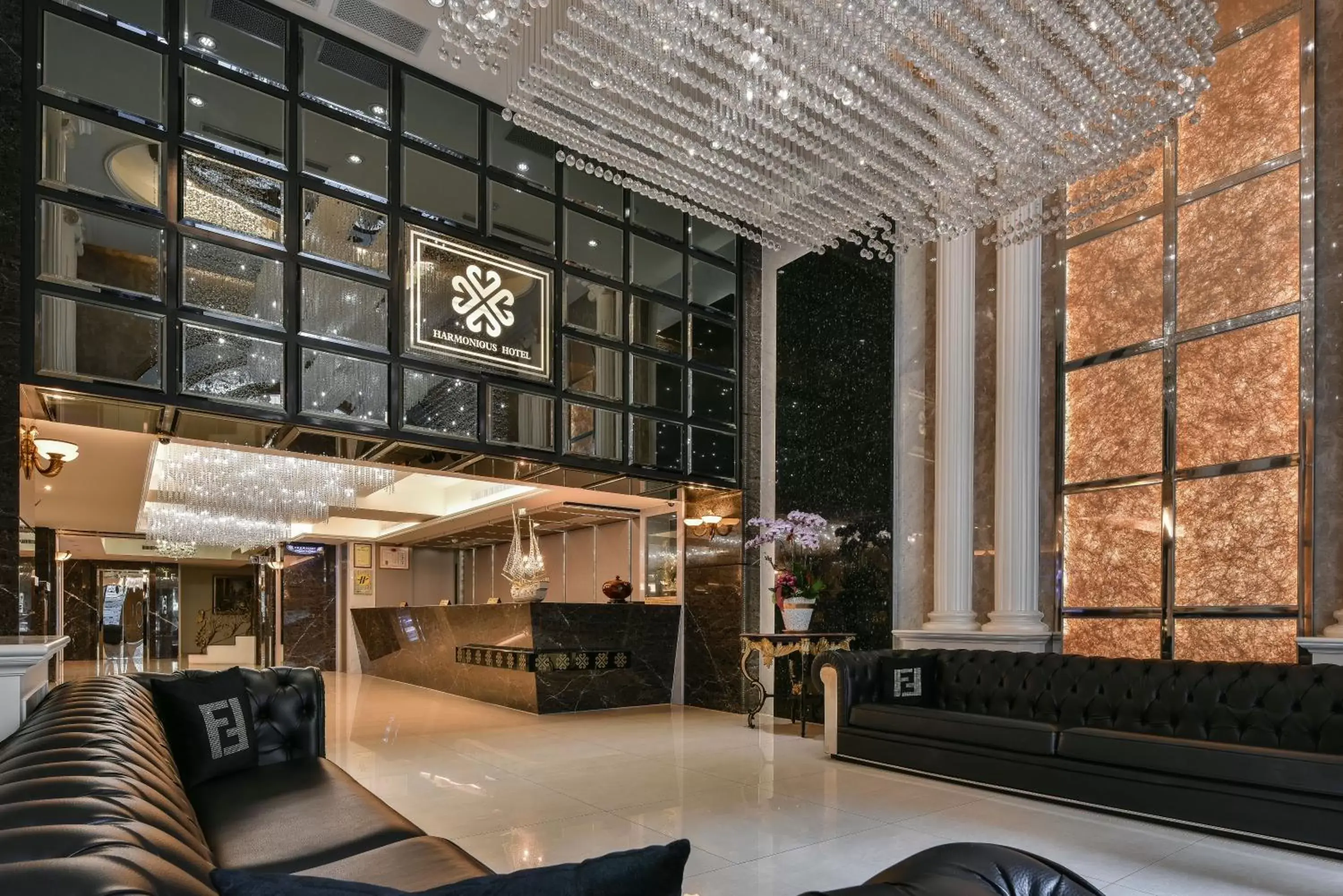 Lobby or reception in Harmonious Hotel Lobby or reception in Harmonious Hotel