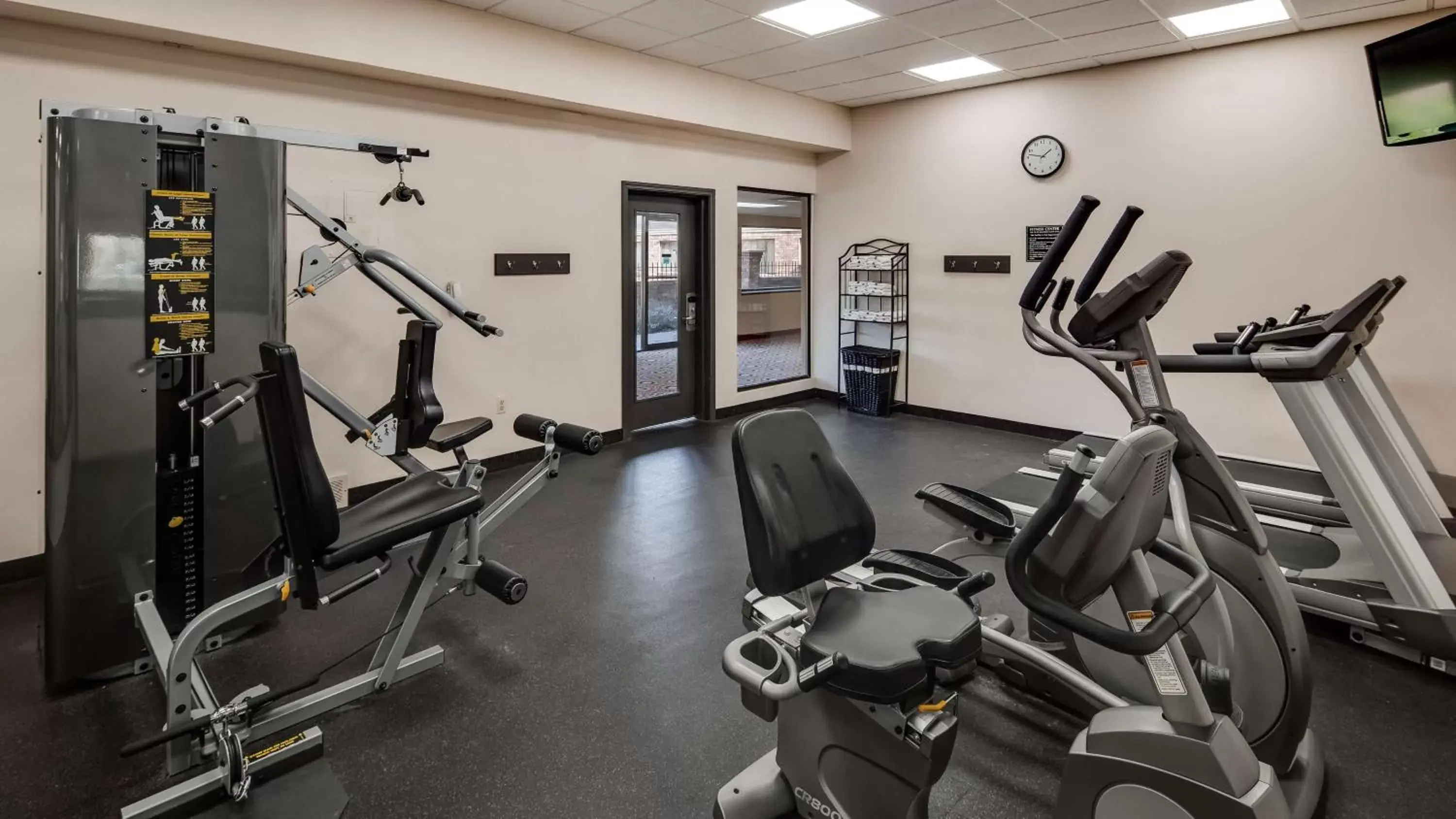 Activities, Fitness Center/Facilities in Best Western Lapeer Inn