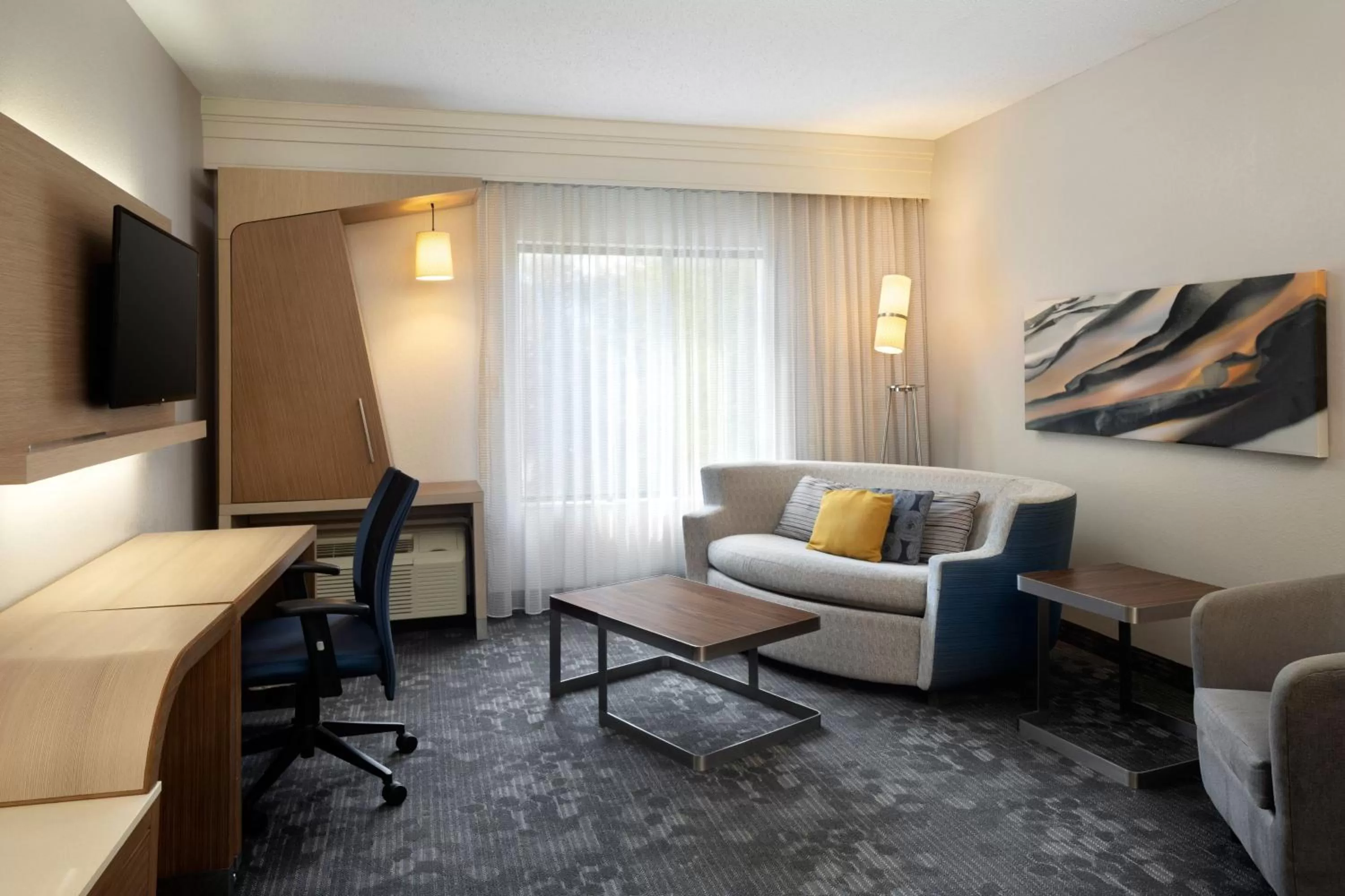 Living room in Courtyard by Marriott- Austin Round Rock