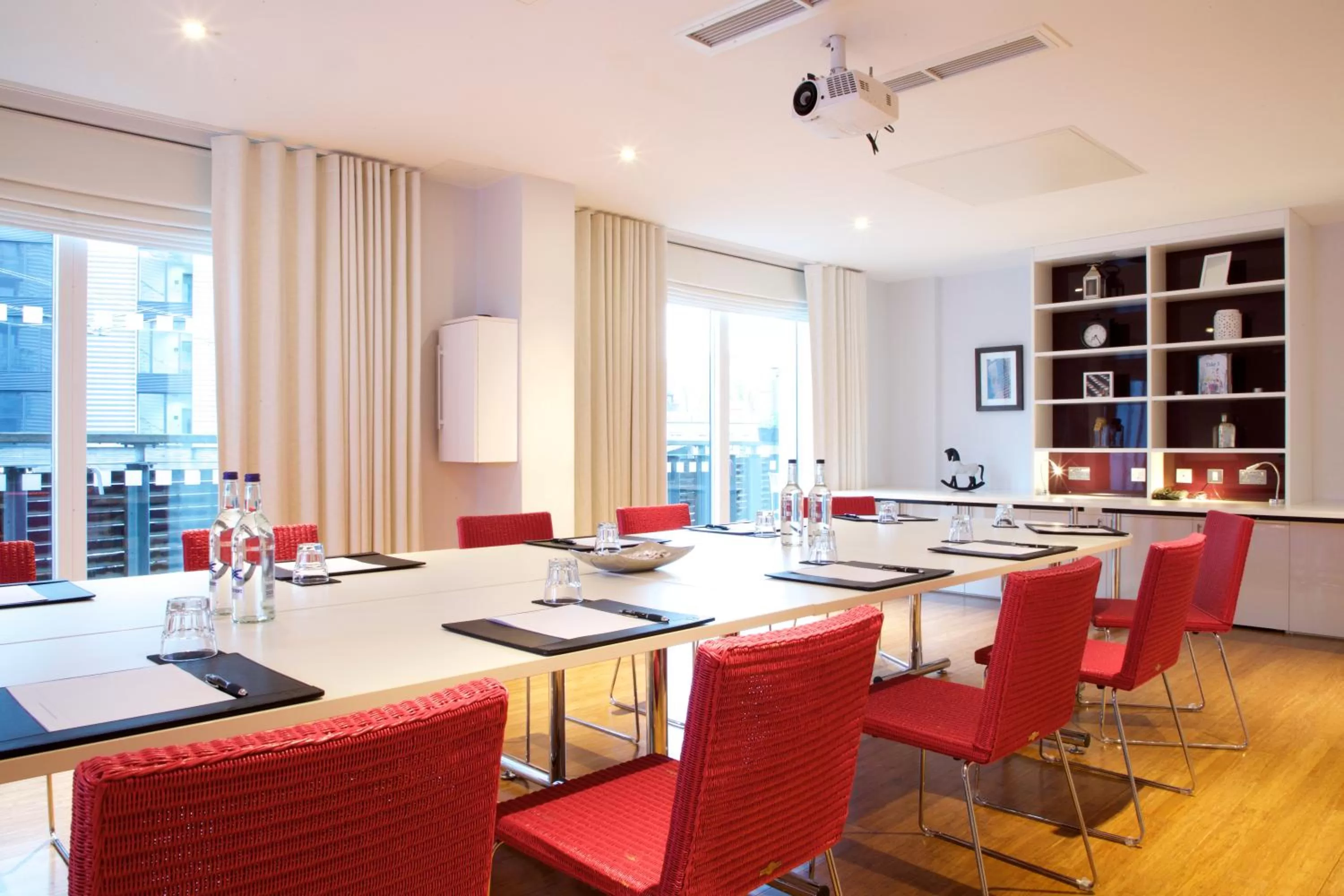 Bermondsey Square Hotel - A Bespoke Hotel