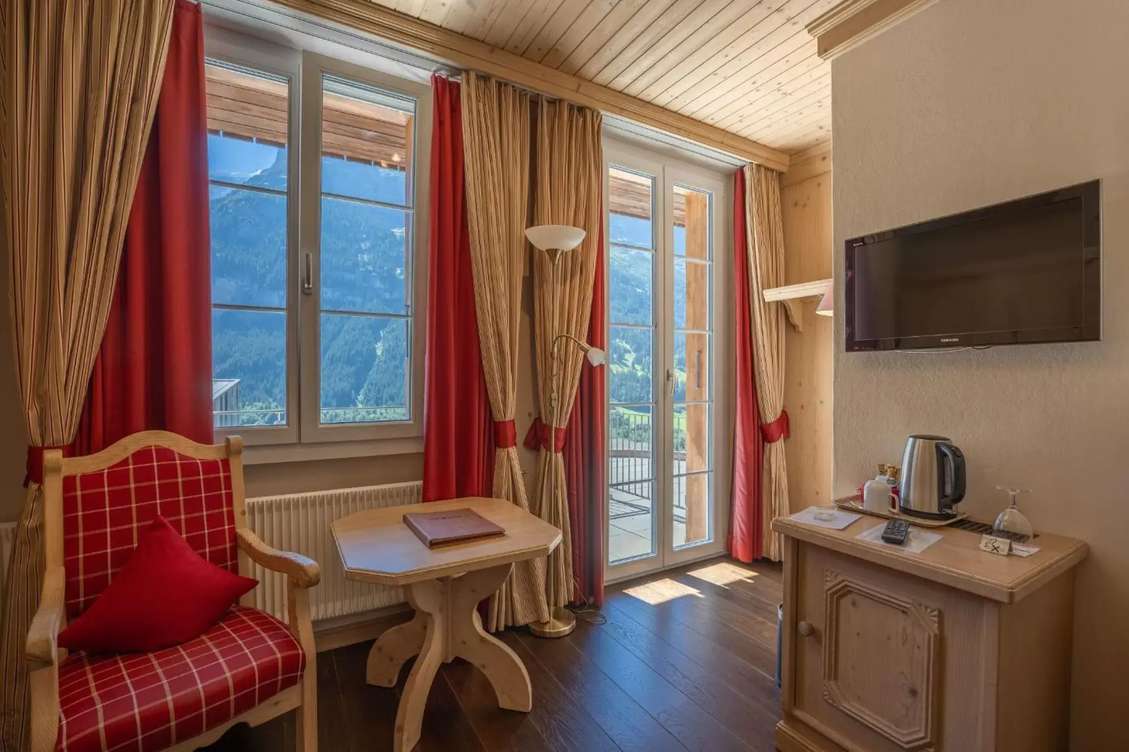 Kitchen/Kitchenette in Hotel Spinne Grindelwald