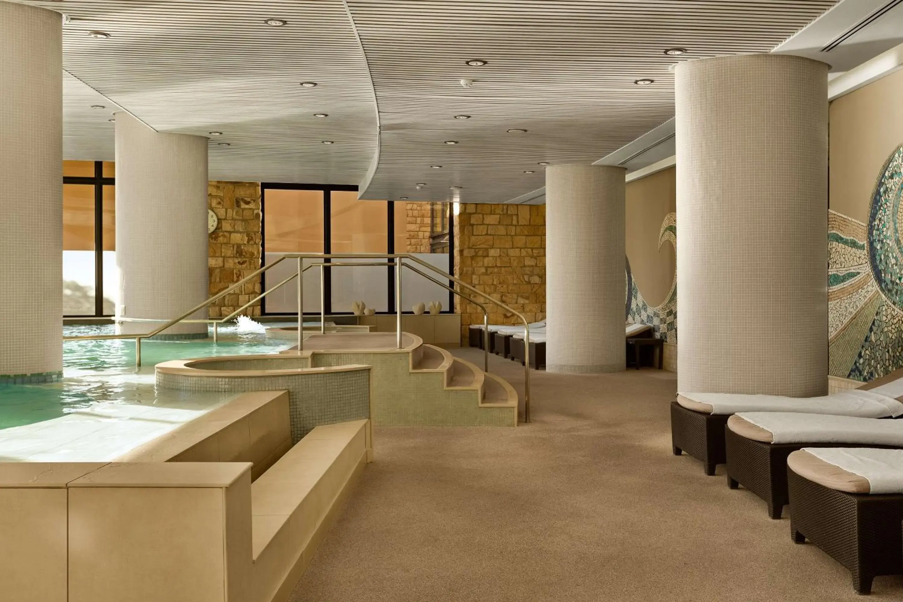 Spa and wellness centre/facilities, Swimming Pool in Arabella Hotel, Golf and Spa