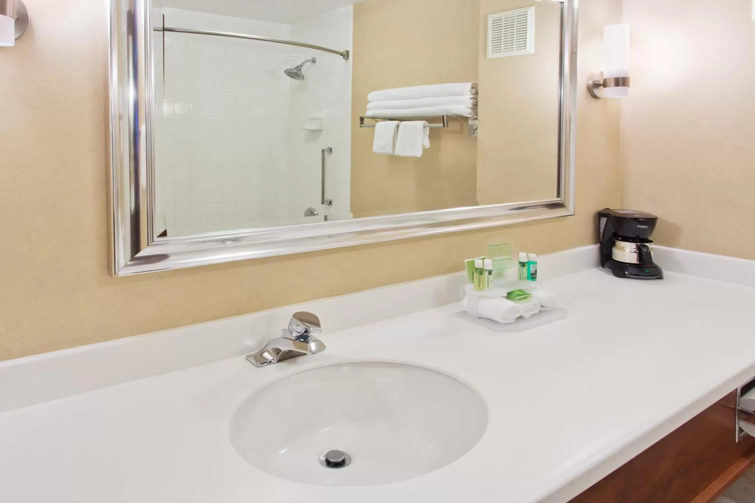 Bathroom in Holiday Inn Express Hotel & Suites Portland-Northwest Downtown, an IHG Hotel