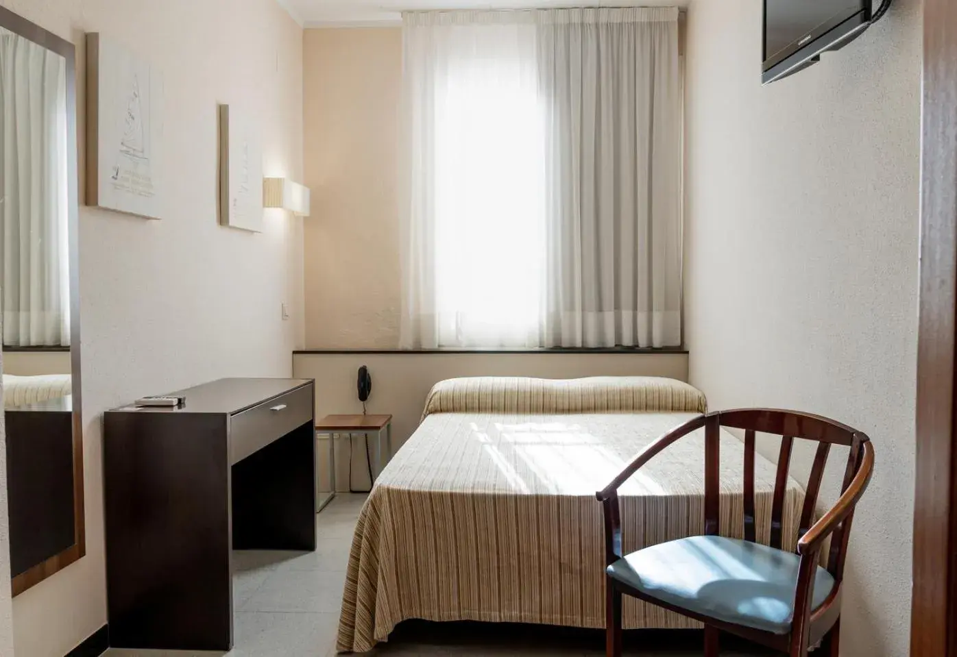 Bed in 30 Degrees - Hotel Espanya Calella