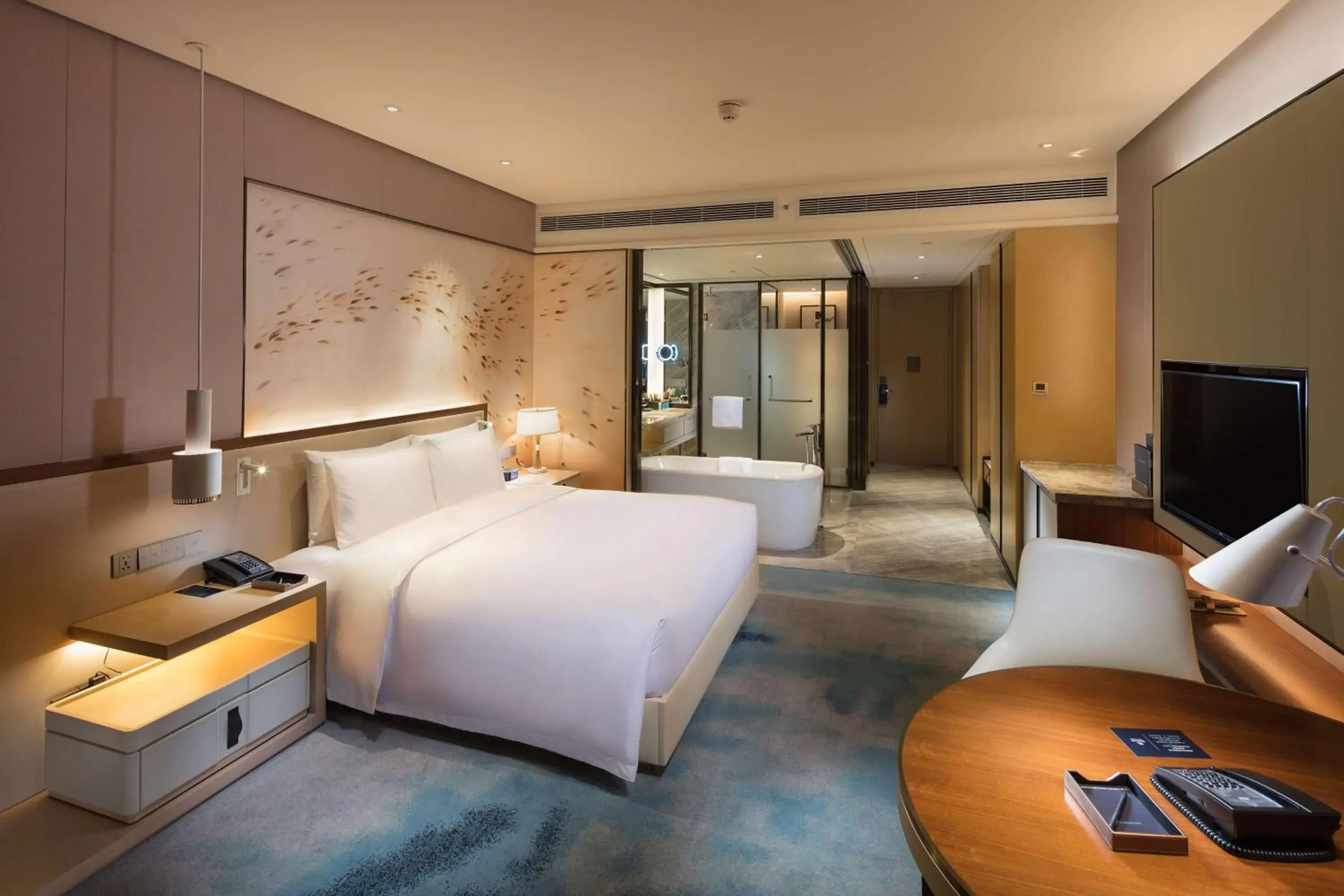 Bedroom in Hilton Quanzhou Riverside