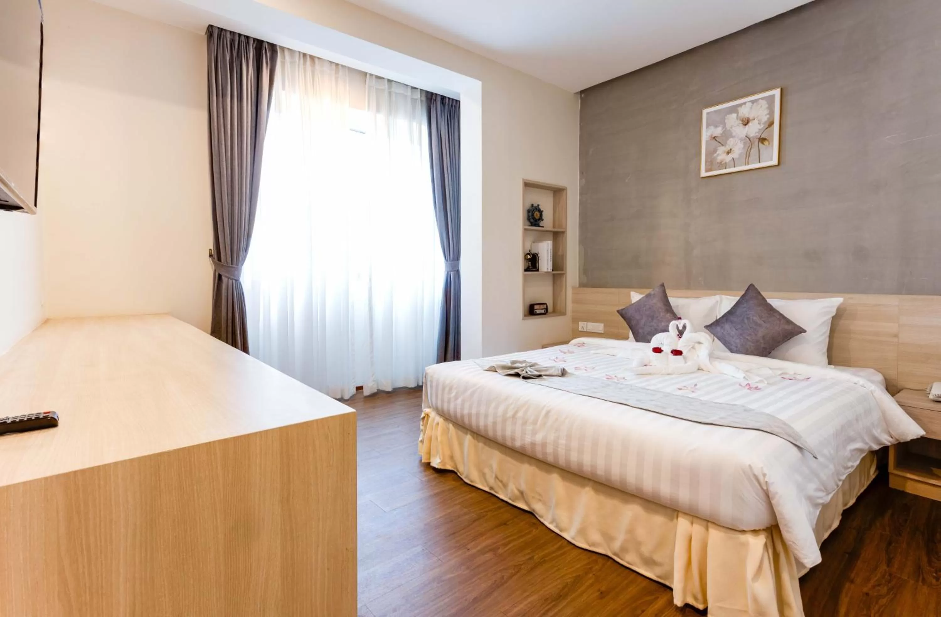 Photo of the whole room, Bed in Joli Hotel