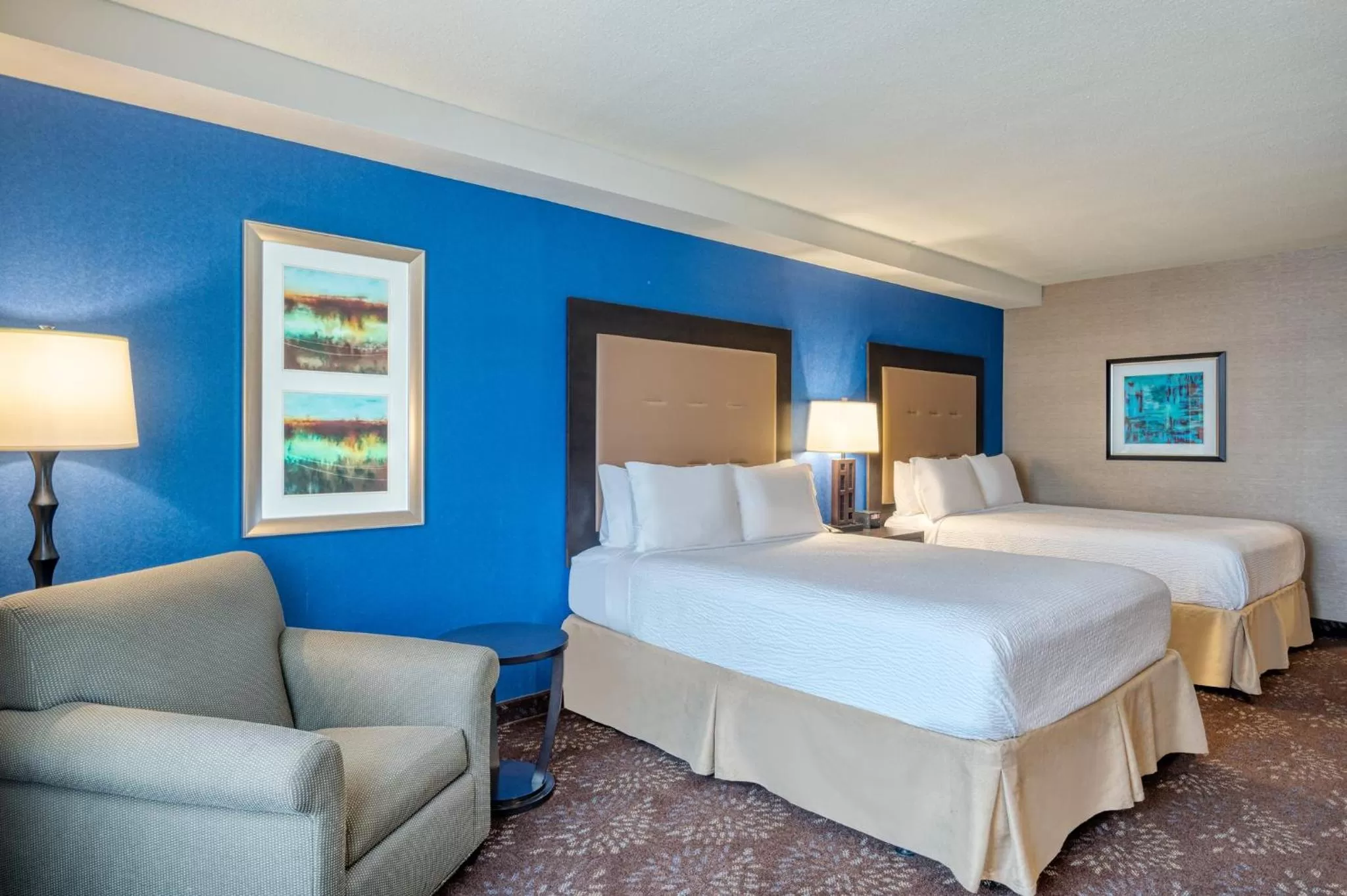Photo of the whole room, Bed in Holiday Inn - Terre Haute by IHG