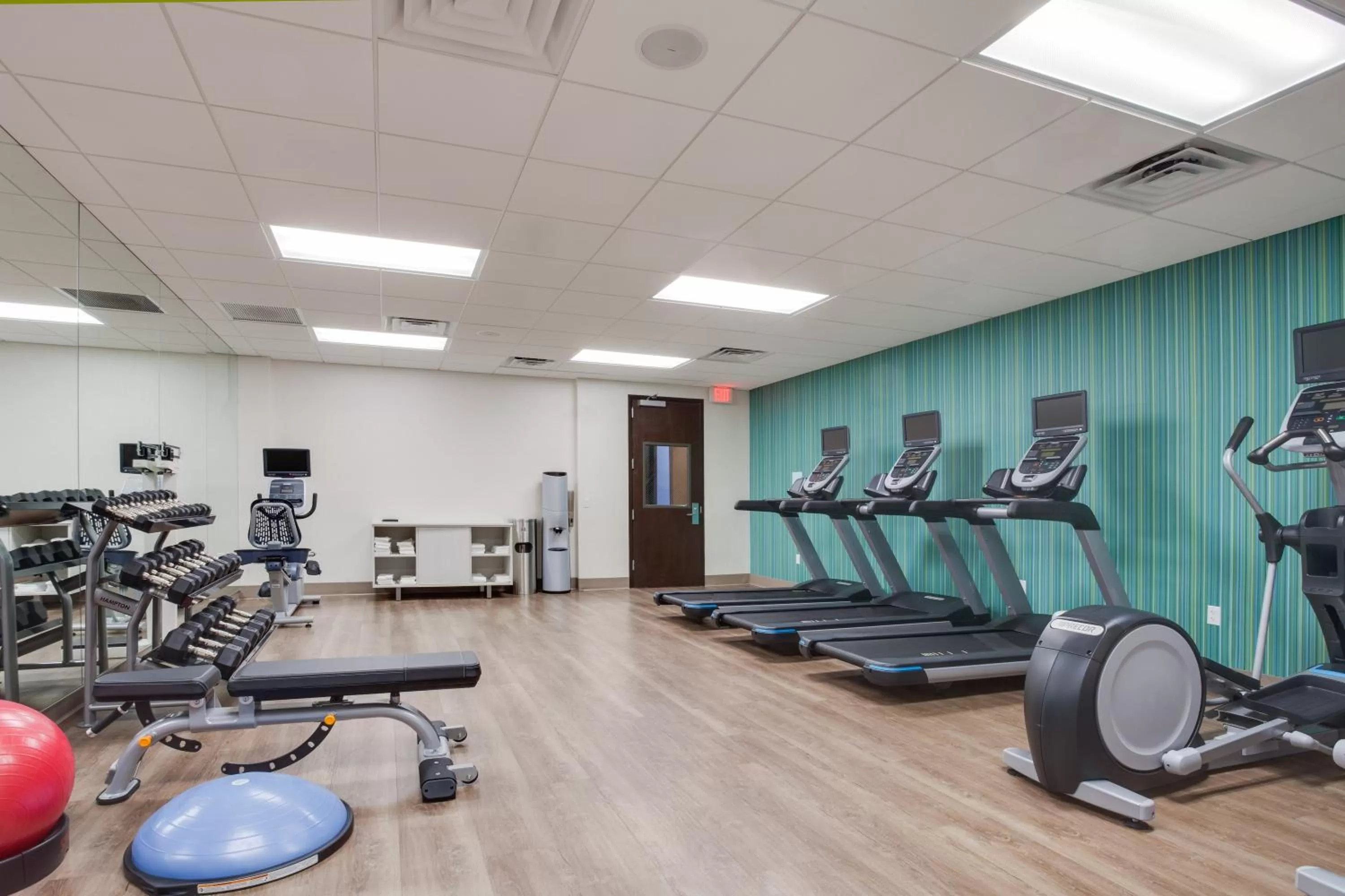 Fitness centre/facilities in Holiday Inn Express Hotel & Suites Fort Lauderdale Airport/Cruise Port by IHG
