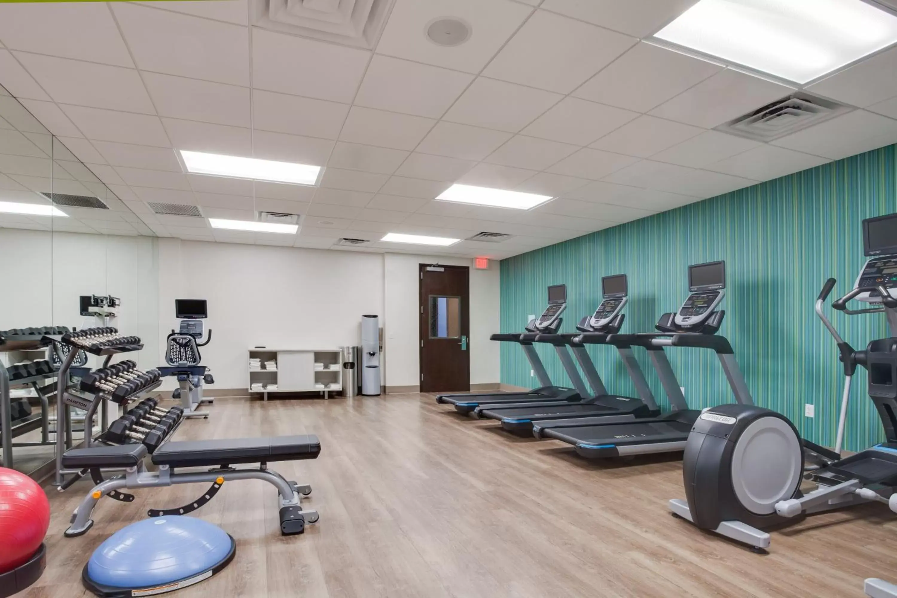 Fitness centre/facilities, Fitness Center/Facilities in Holiday Inn Express Hotel & Suites Fort Lauderdale Airport/Cruise Port, an IHG Hotel