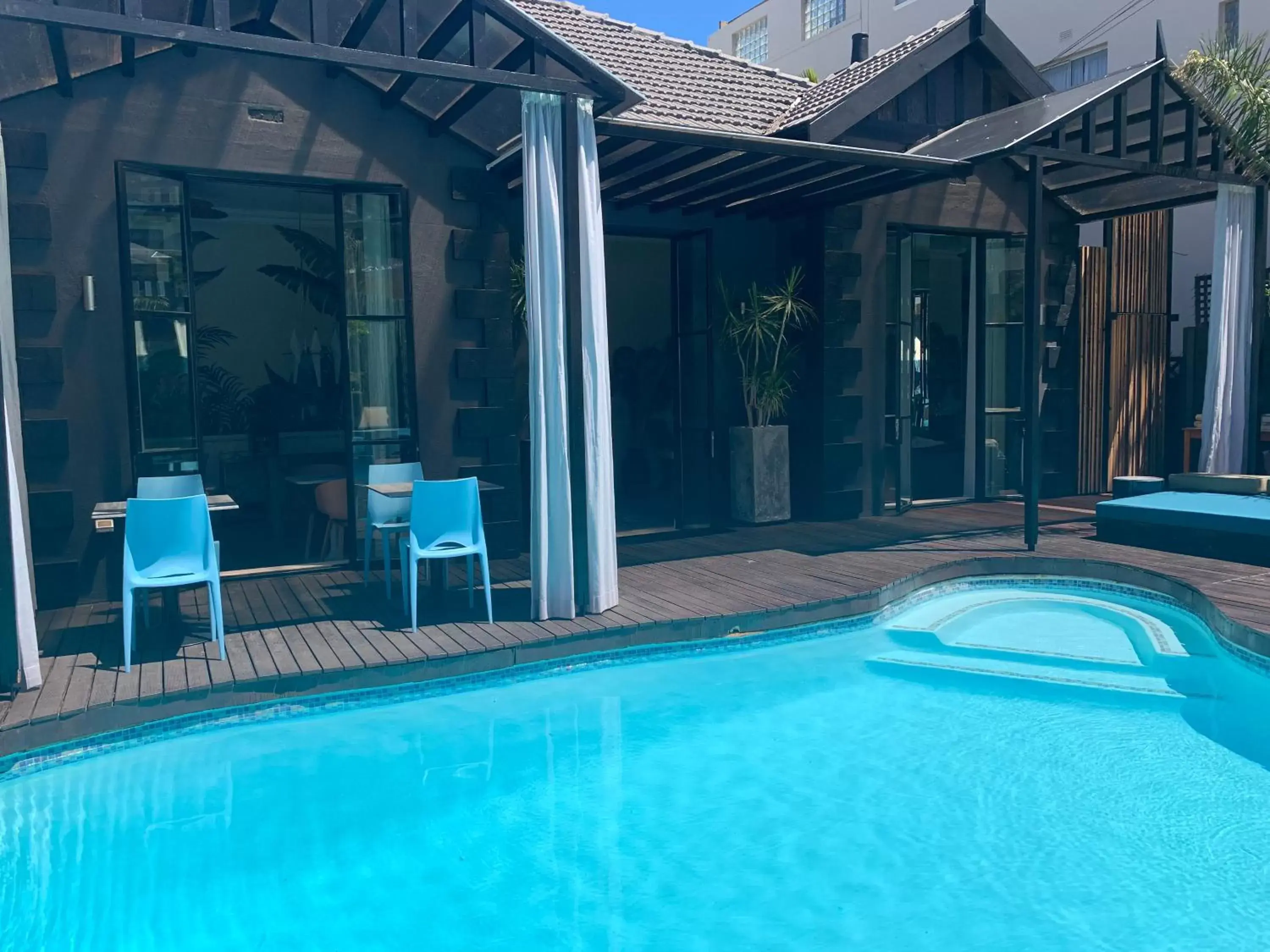 Swimming Pool in Mountview Guest House
