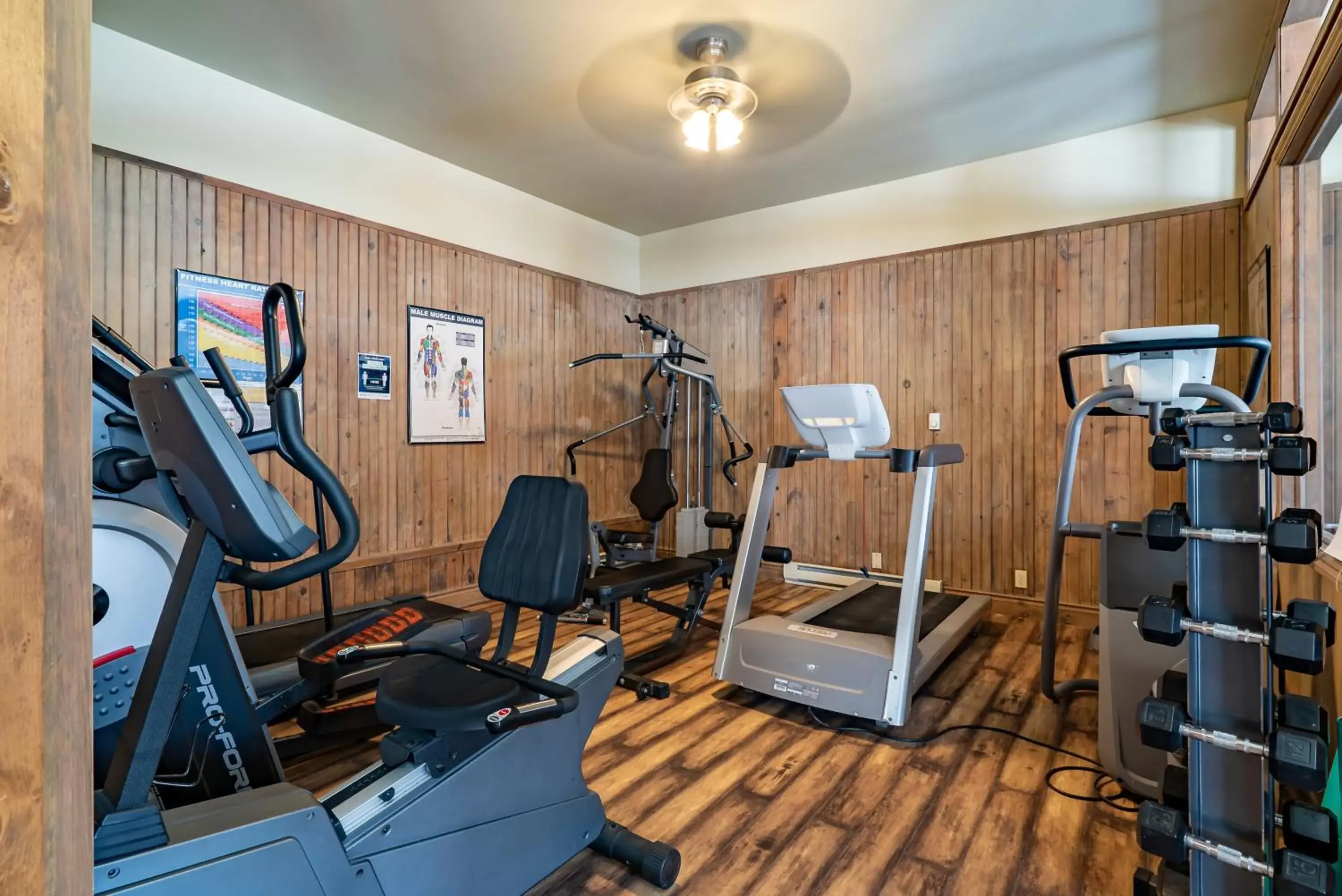 Fitness centre/facilities, Fitness Center/Facilities in Blue Water Acres