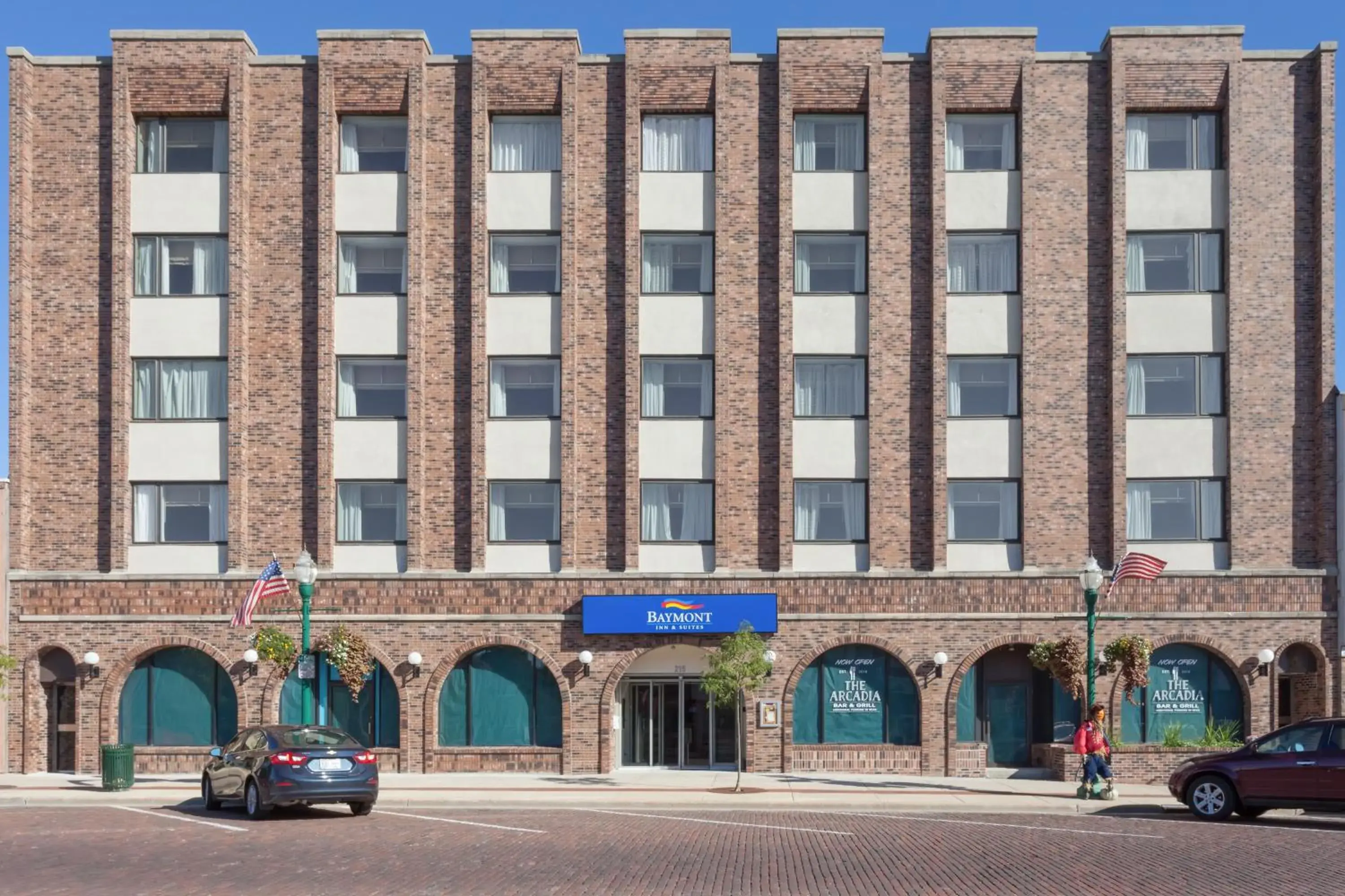 Property Building in Baymont by Wyndham Delavan Near Lake Geneva