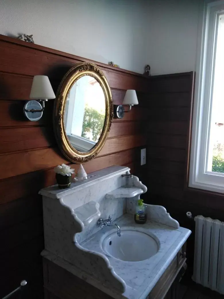 Bathroom in L'Annexe