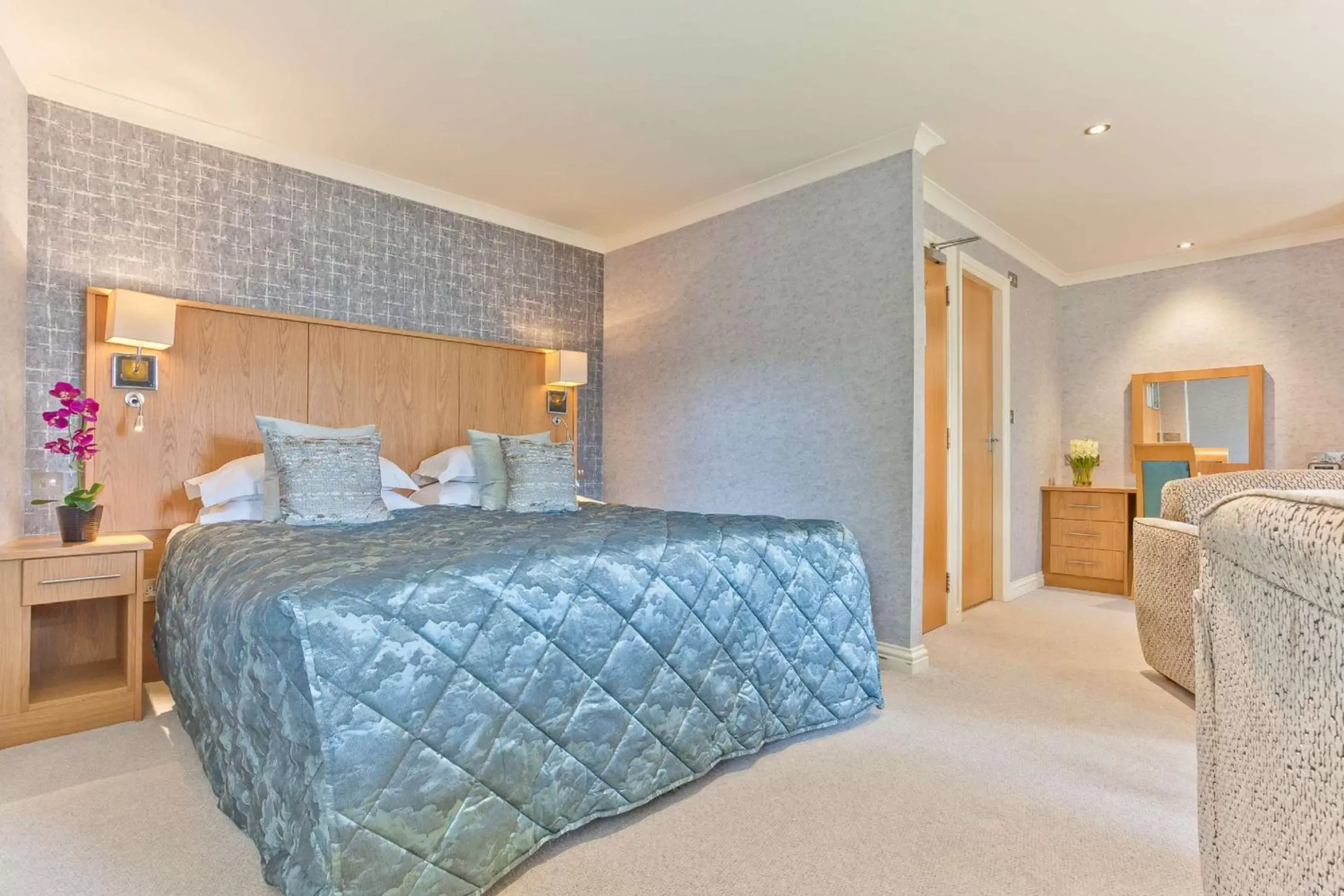 Bedroom, Bed in Ambleside Salutation Hotel & Spa, World Hotel Distinctive