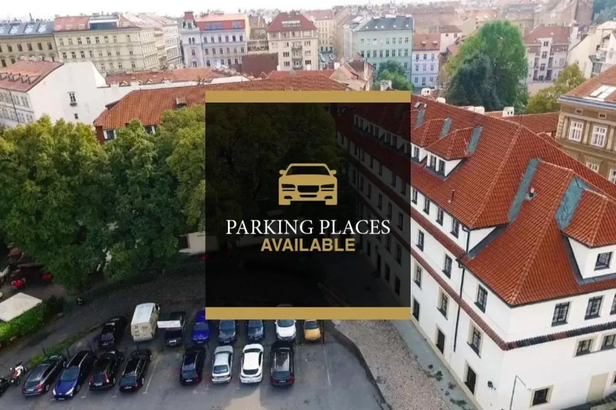 Parking in Pytloun Old Armoury Hotel Prague, Stará Zbrojnice