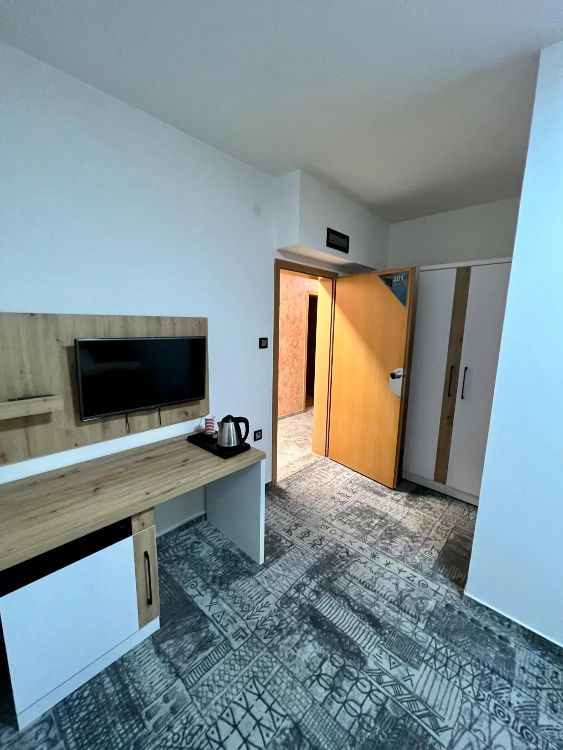 TV and multimedia in Hotel Brkić Sarajevo Airport - Free Parking