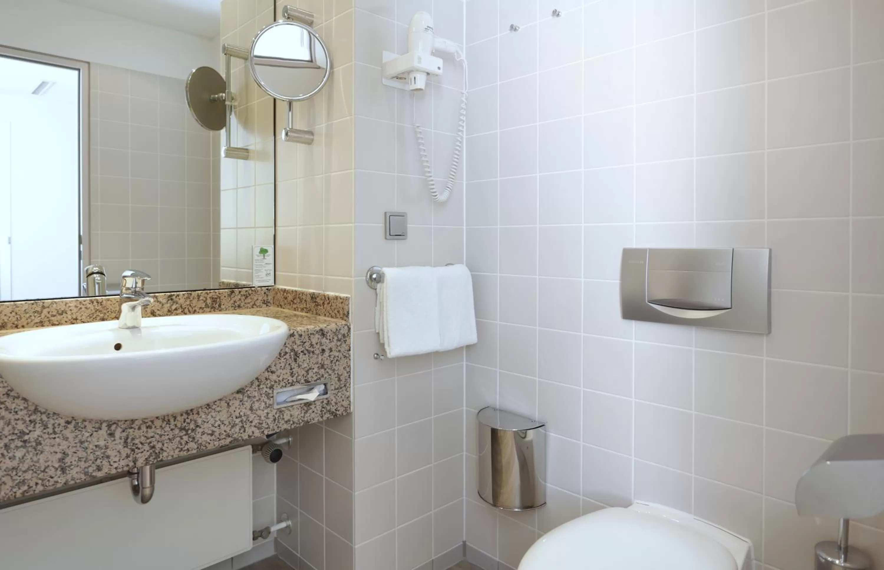 Day in Lindner Hotel Dusseldorf Airport, part of JdV by Hyatt