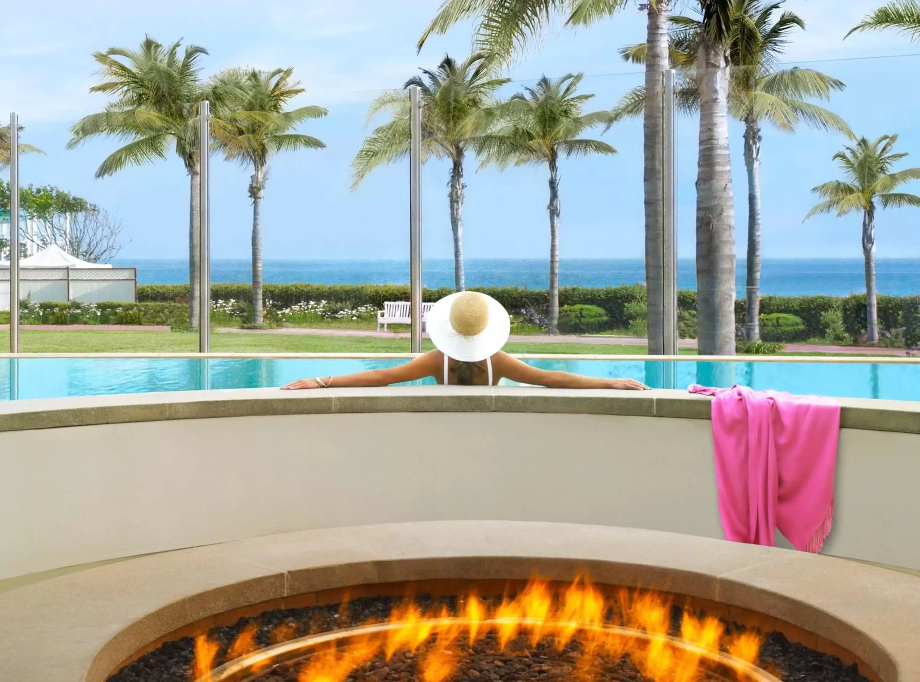 Pool view in Hotel del Coronado, Curio Collection by Hilton