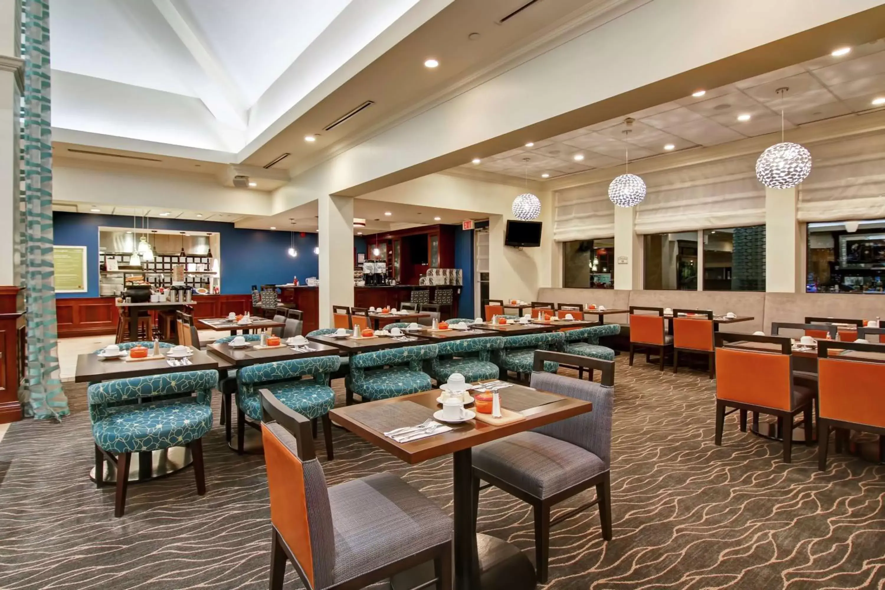 Dining area, Restaurant/Places to Eat in Hilton Garden Inn Toronto/Burlington